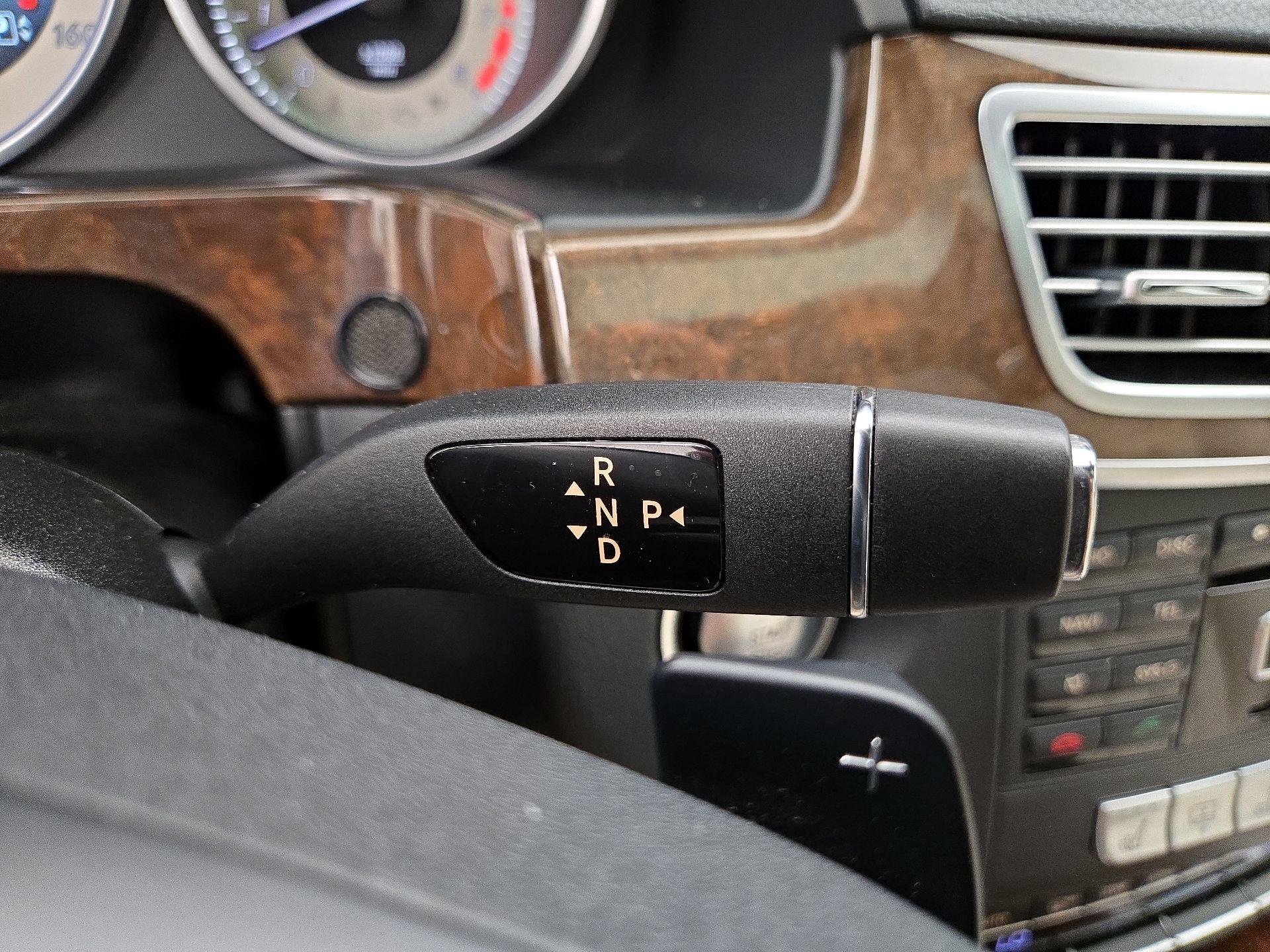 Thumbnail: 2014 Mercedes-Benz E-Class - 18