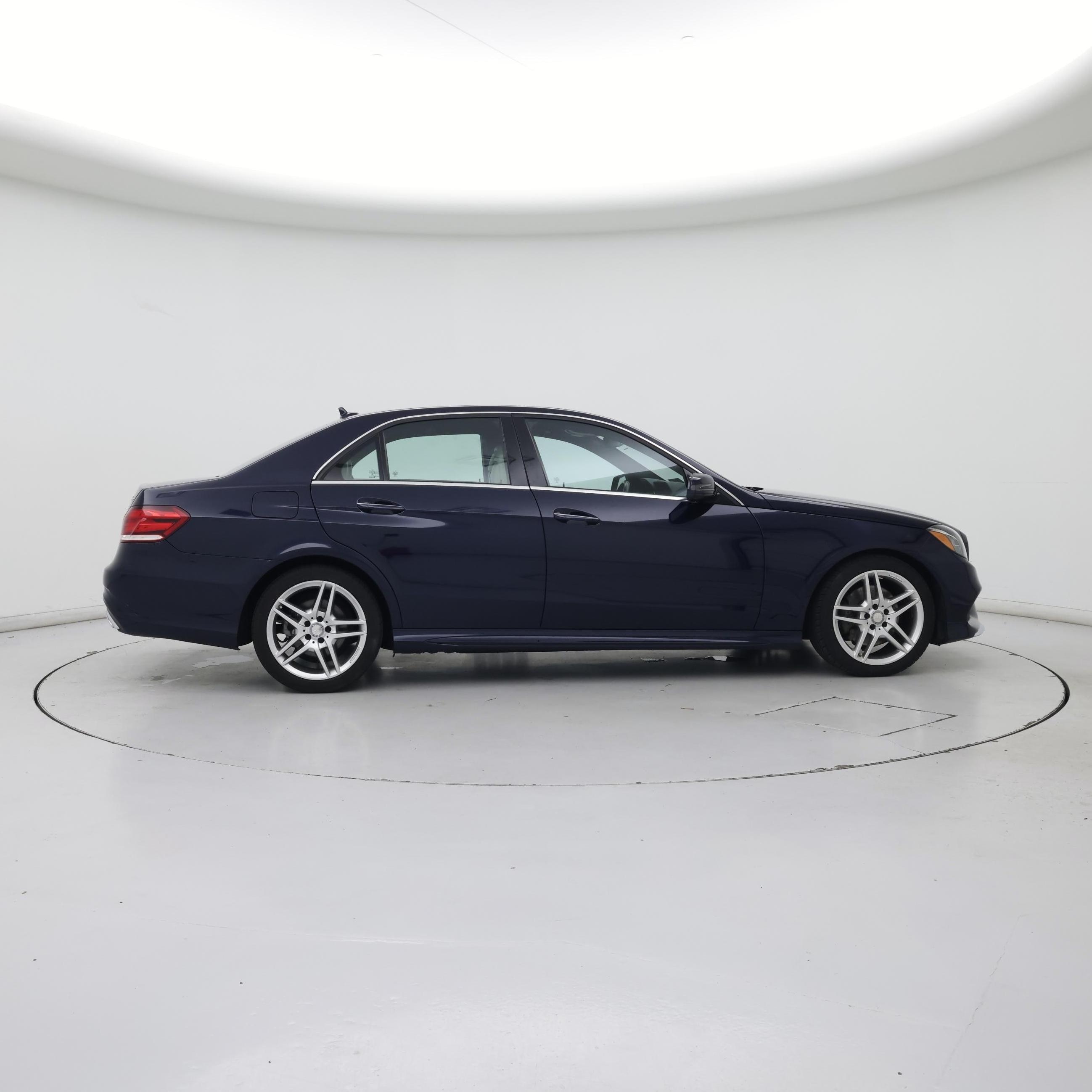 Thumbnail: 2014 Mercedes-Benz E-Class - 7