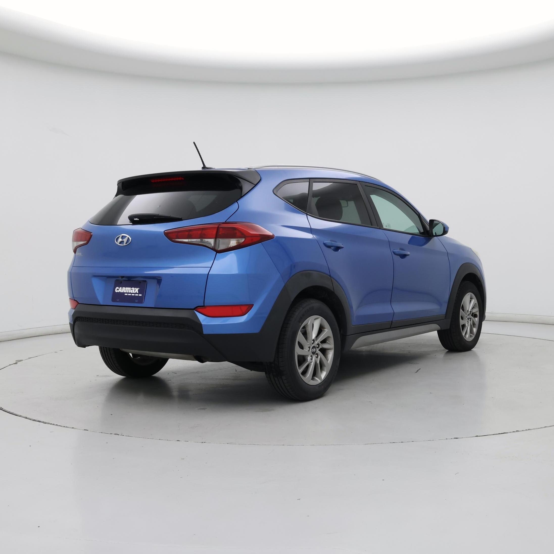 Thumbnail: 2017 Hyundai Tucson - 8