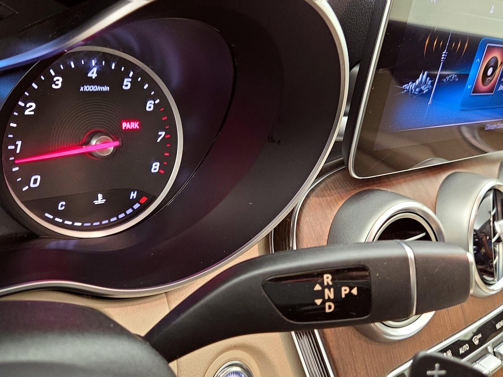 Thumbnail: 2020 Mercedes-Benz C-Class - 17