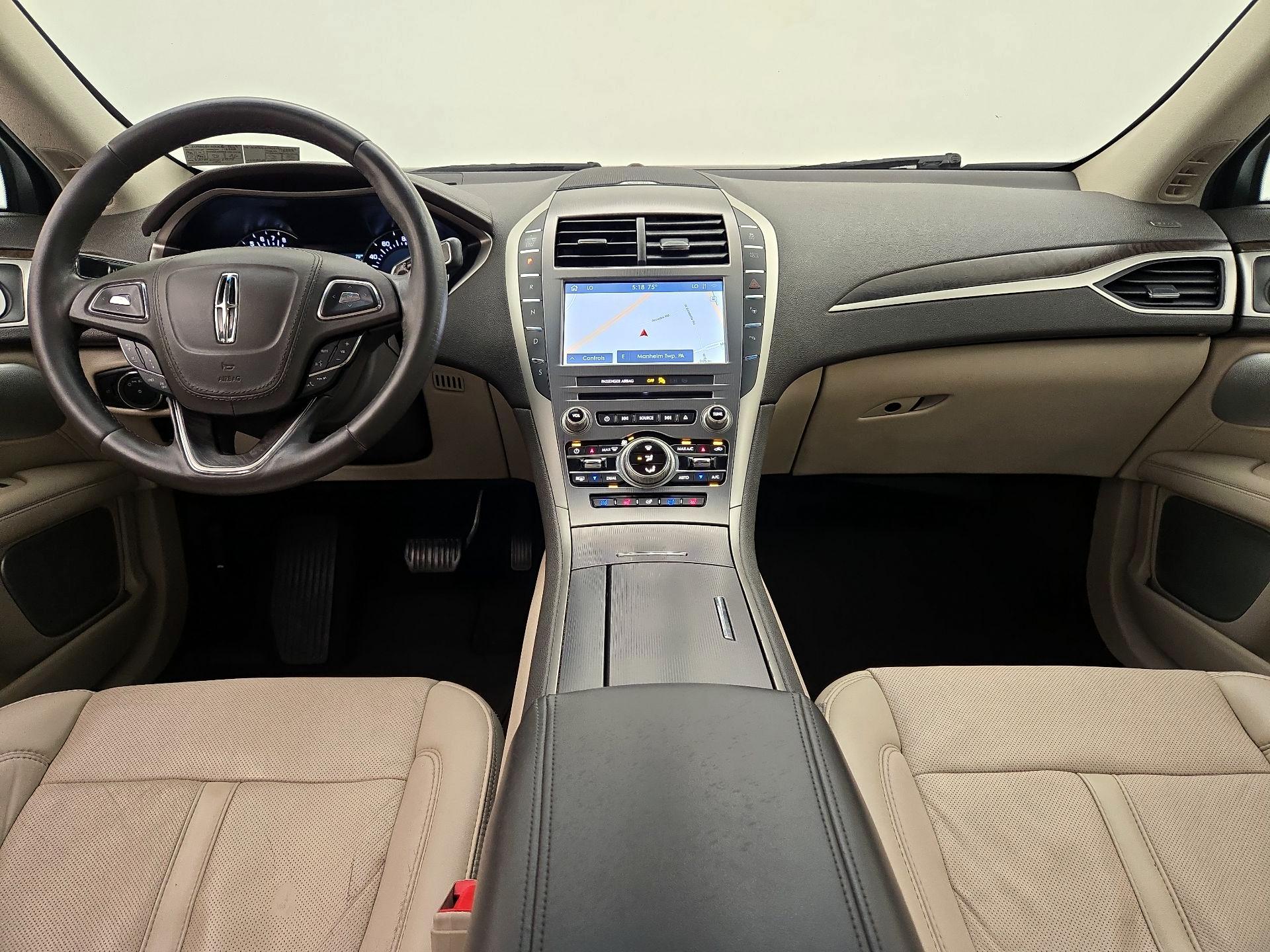 Thumbnail: 2020 Lincoln MKZ - 9