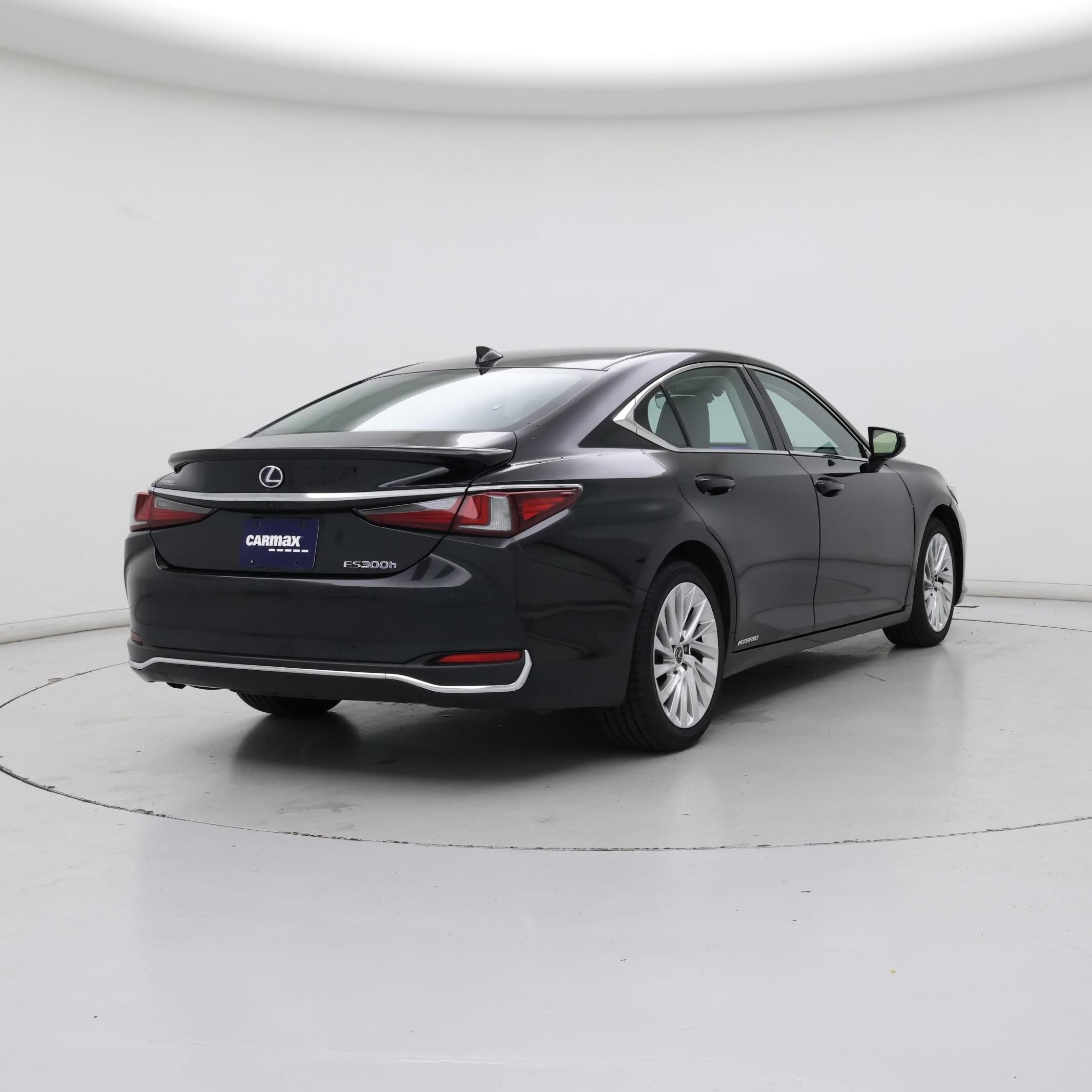 Thumbnail: 2020 Lexus ES - 8