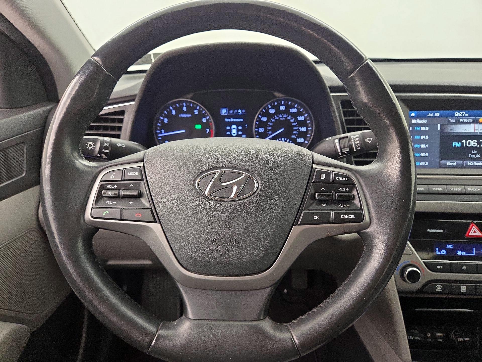 Thumbnail: 2017 Hyundai Elantra - 10