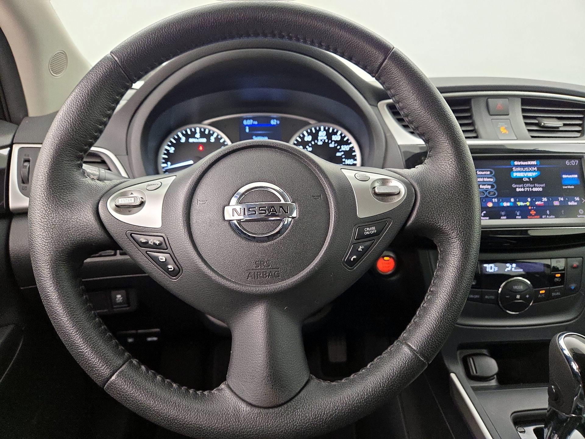 Thumbnail: 2019 Nissan Sentra - 10