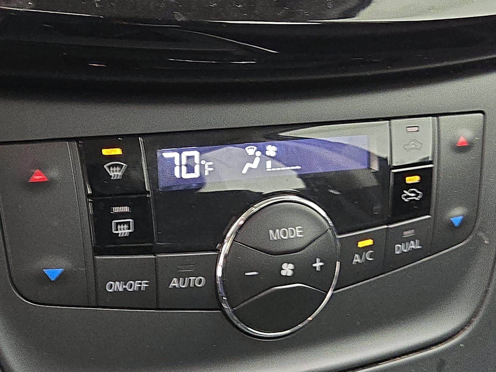 Thumbnail: 2019 Nissan Sentra - 15