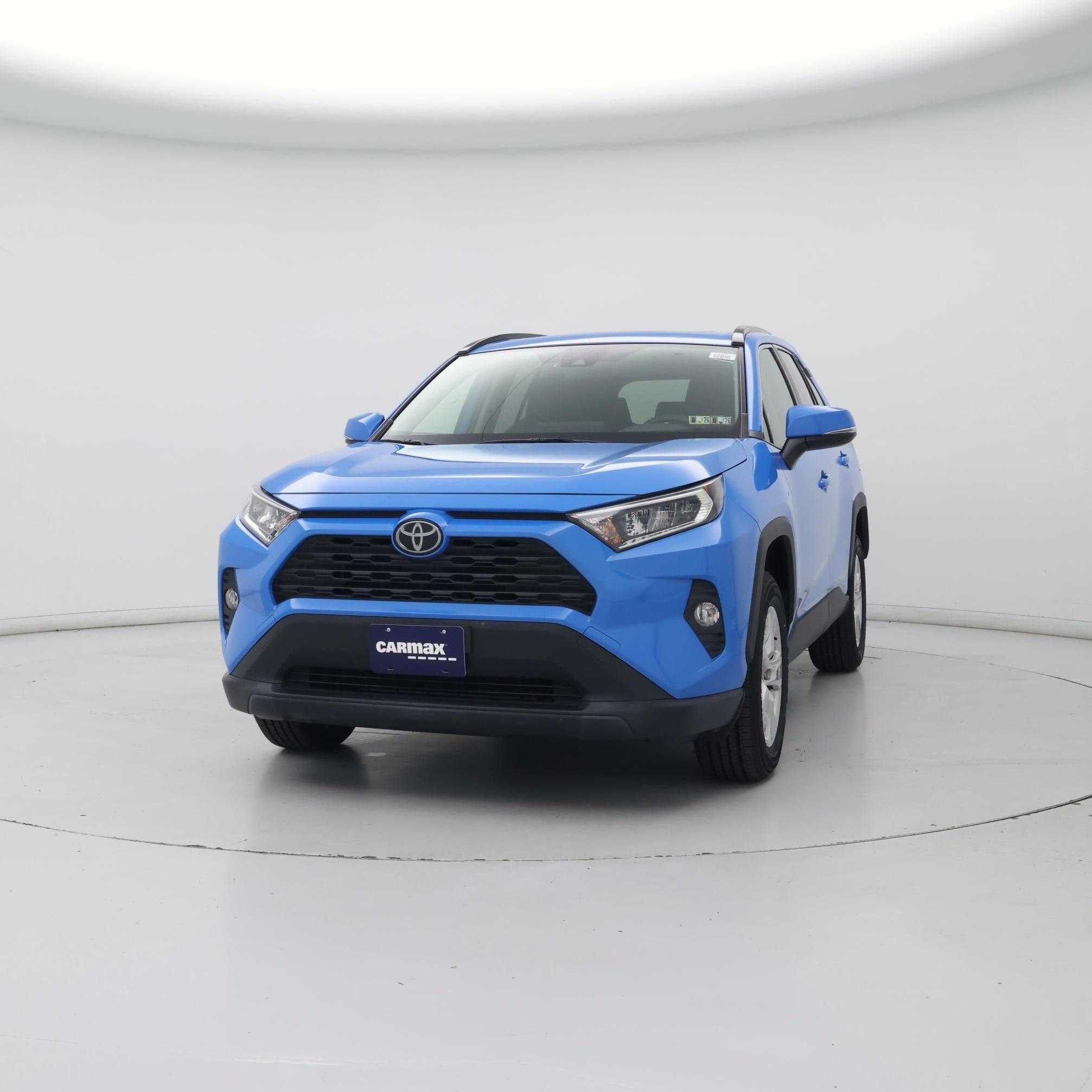 Thumbnail: 2019 Toyota RAV4 - 4