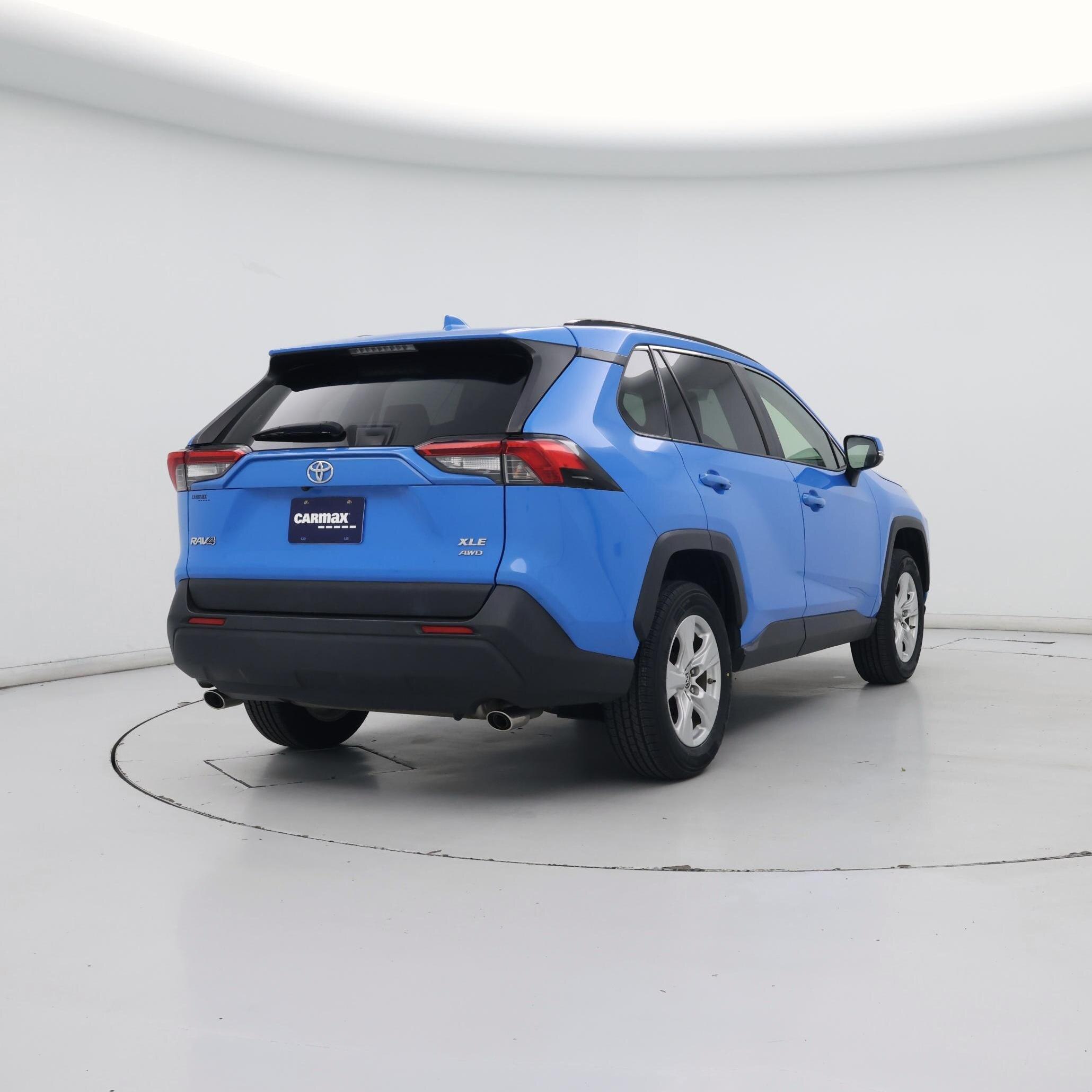 Thumbnail: 2019 Toyota RAV4 - 8