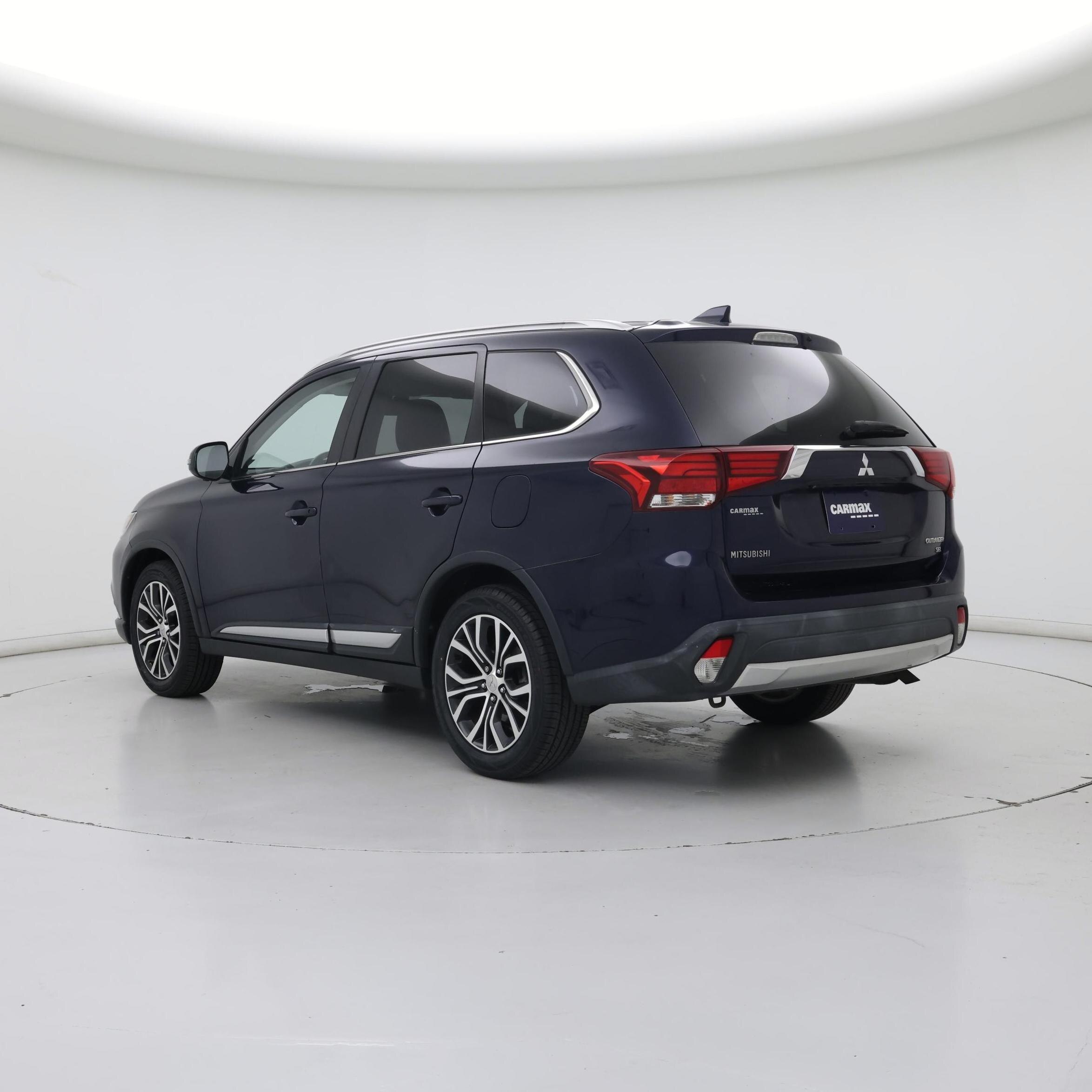 Thumbnail: 2018 Mitsubishi Outlander - 2