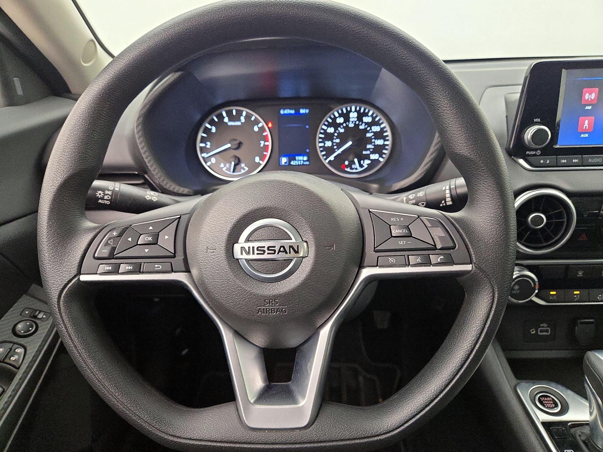 Thumbnail: 2020 Nissan Sentra - 10