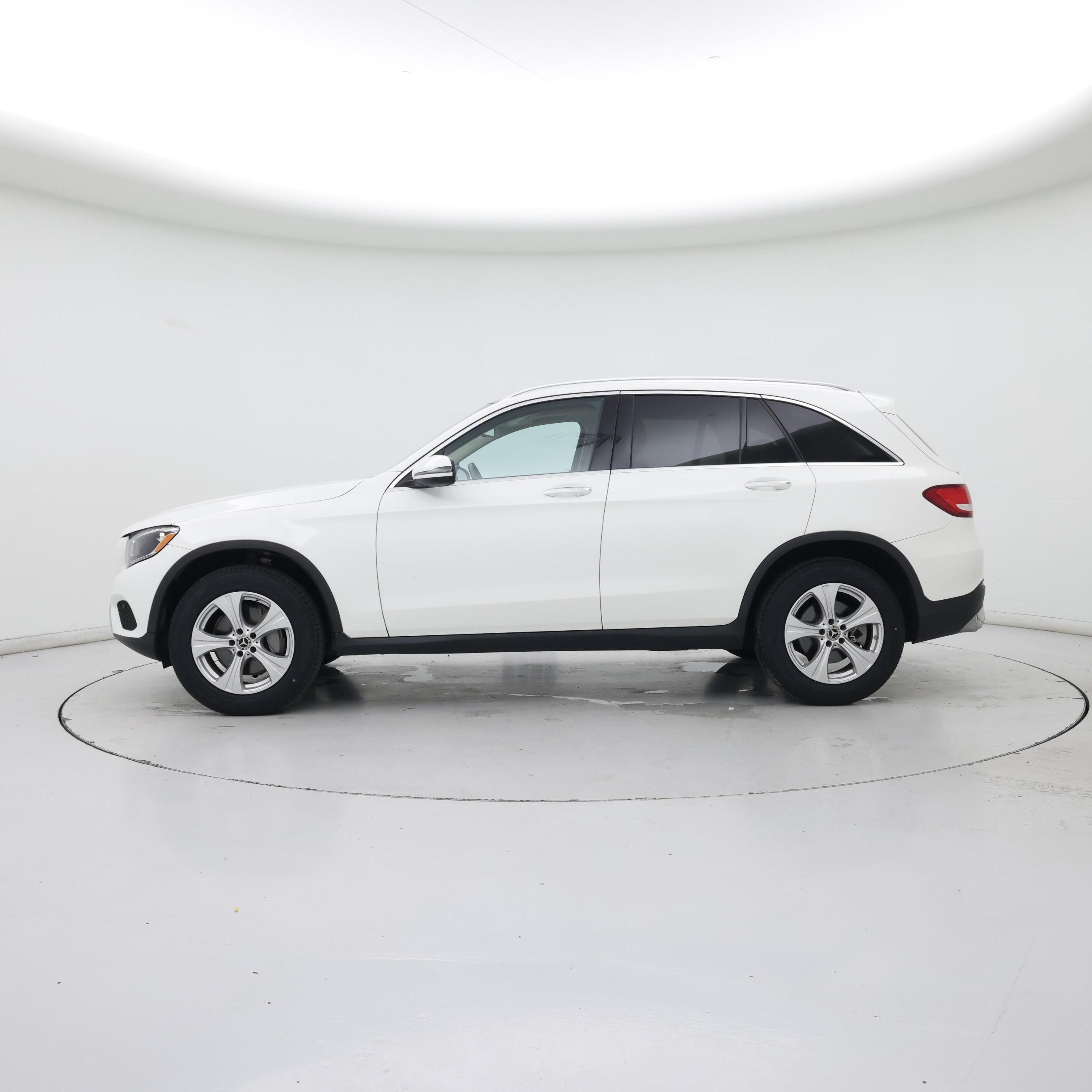 Thumbnail: 2017 Mercedes-Benz GLC - 3