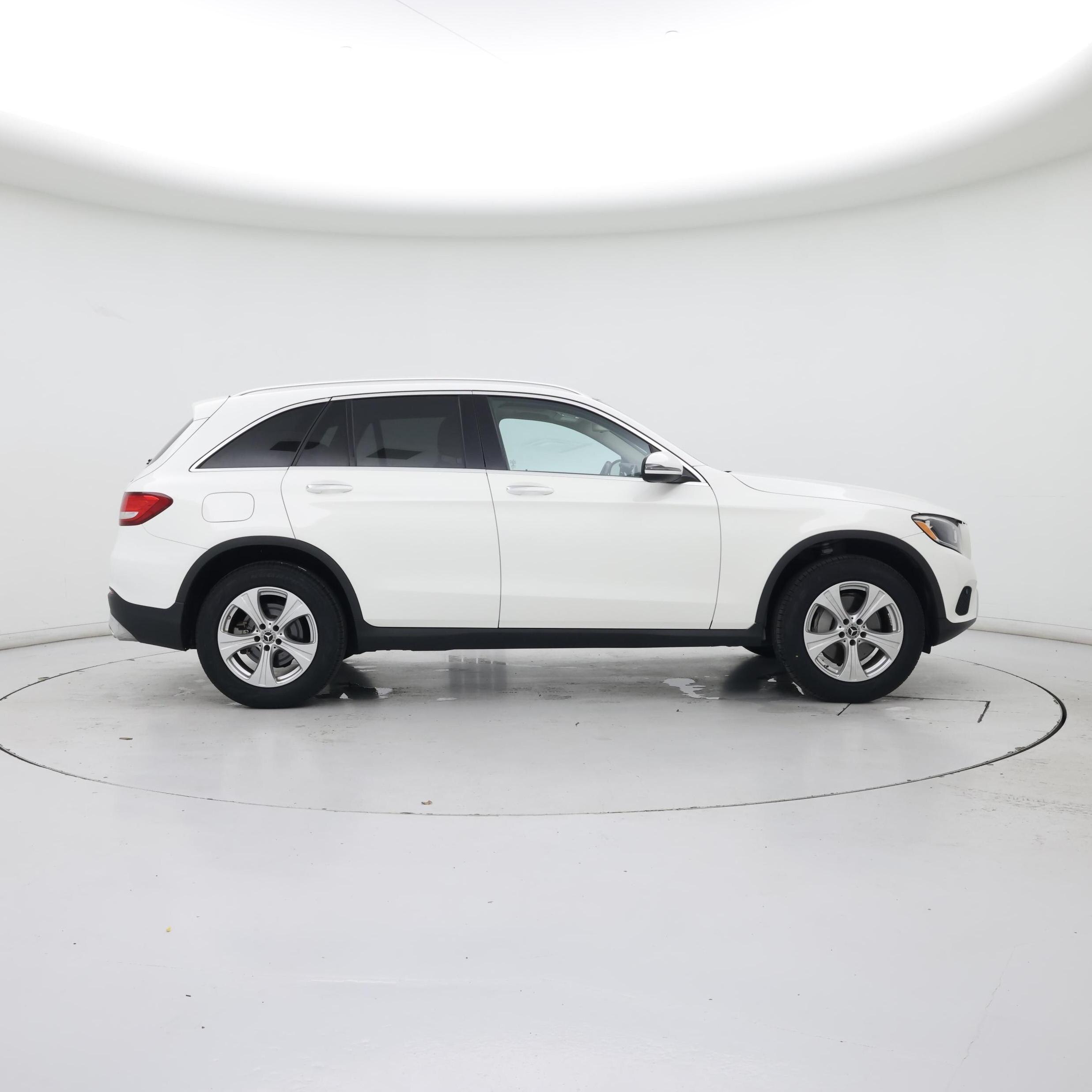 Thumbnail: 2017 Mercedes-Benz GLC - 7