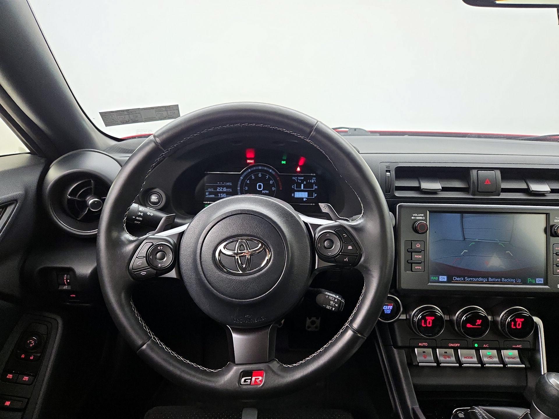 Thumbnail: 2023 Toyota GR86 - 10