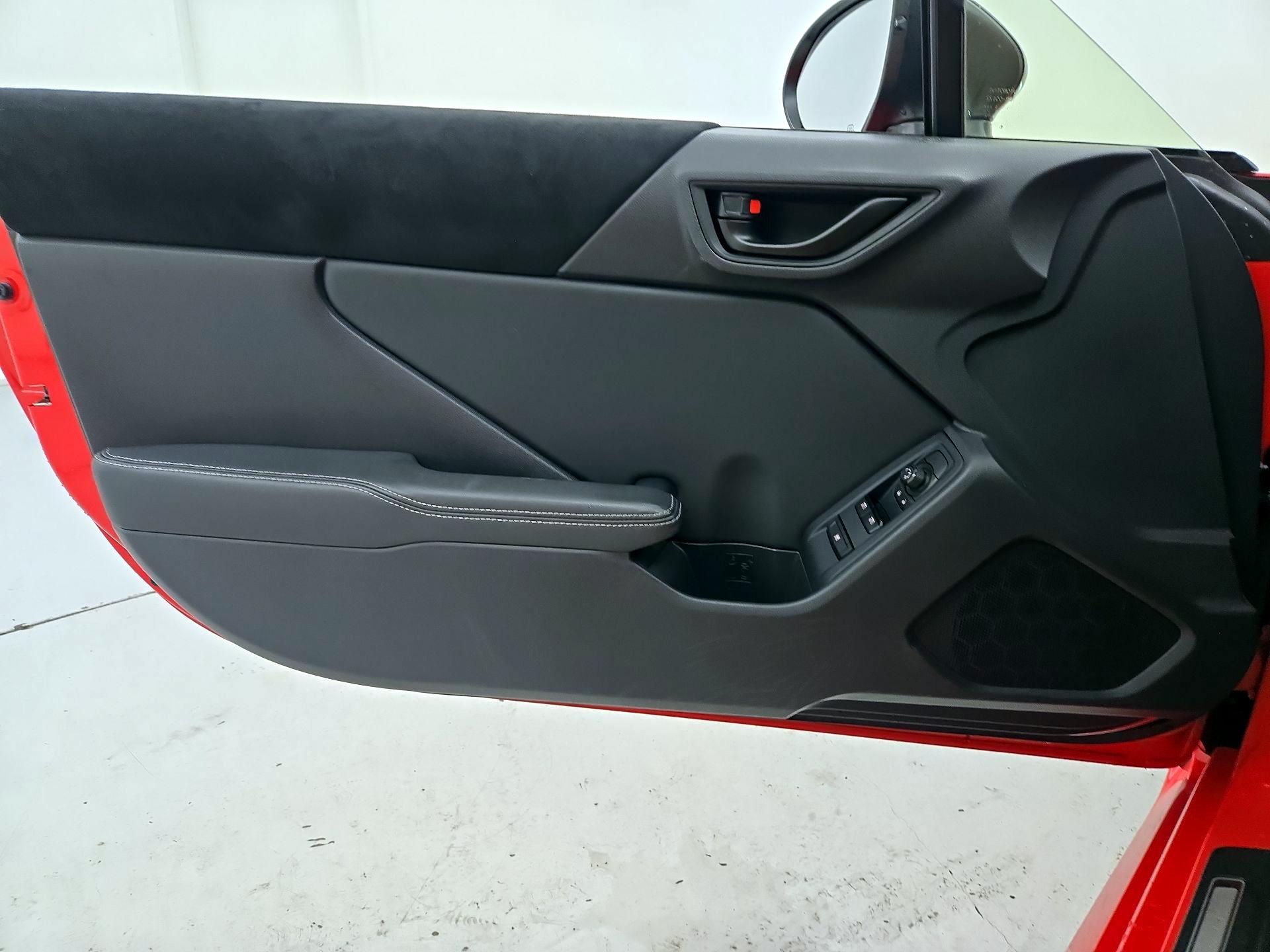 Thumbnail: 2023 Toyota GR86 - 12