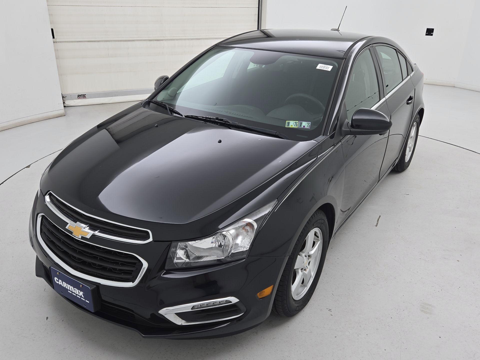 Thumbnail: 2016 Chevrolet Cruze - 3