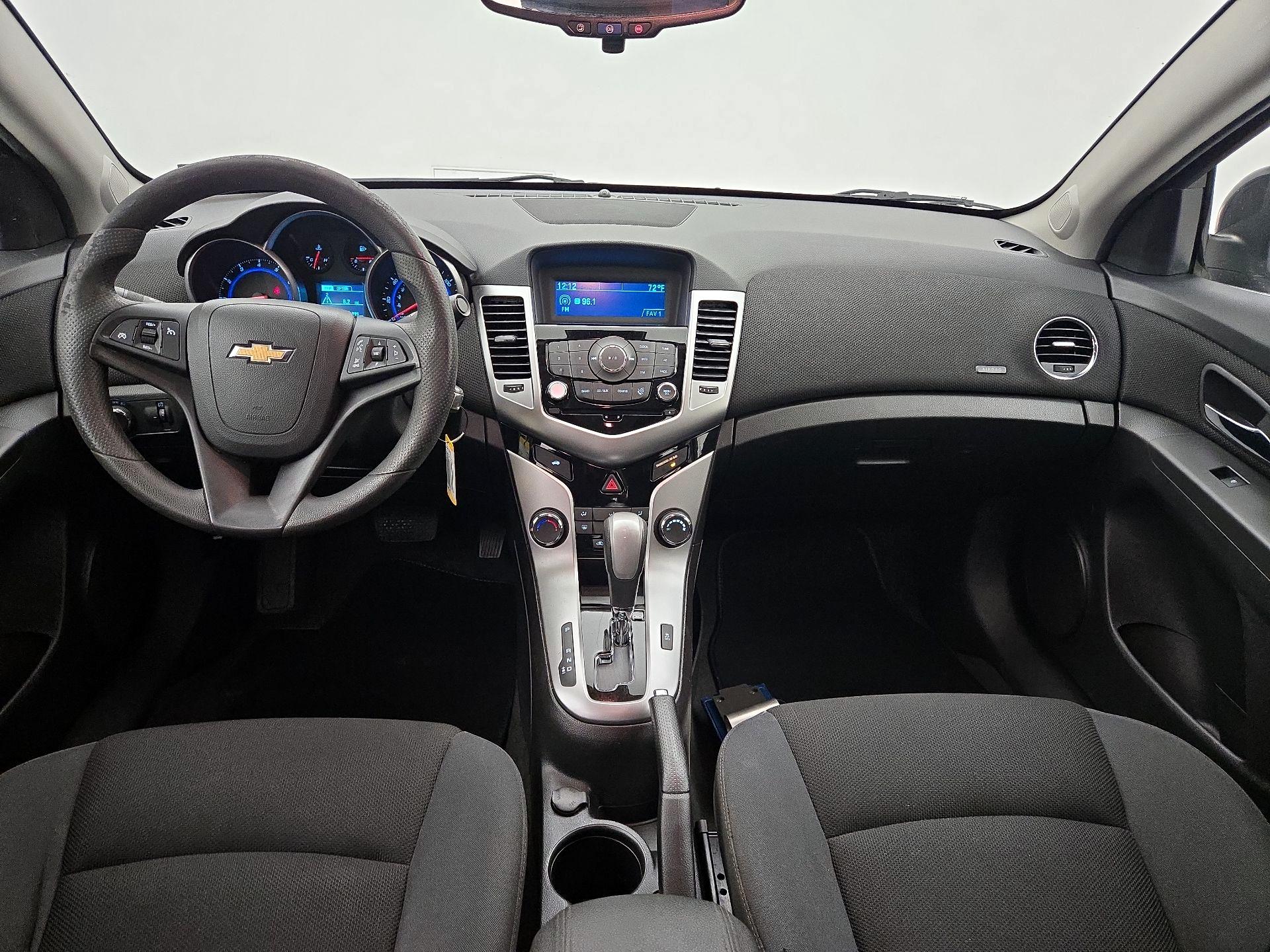 Thumbnail: 2016 Chevrolet Cruze - 8