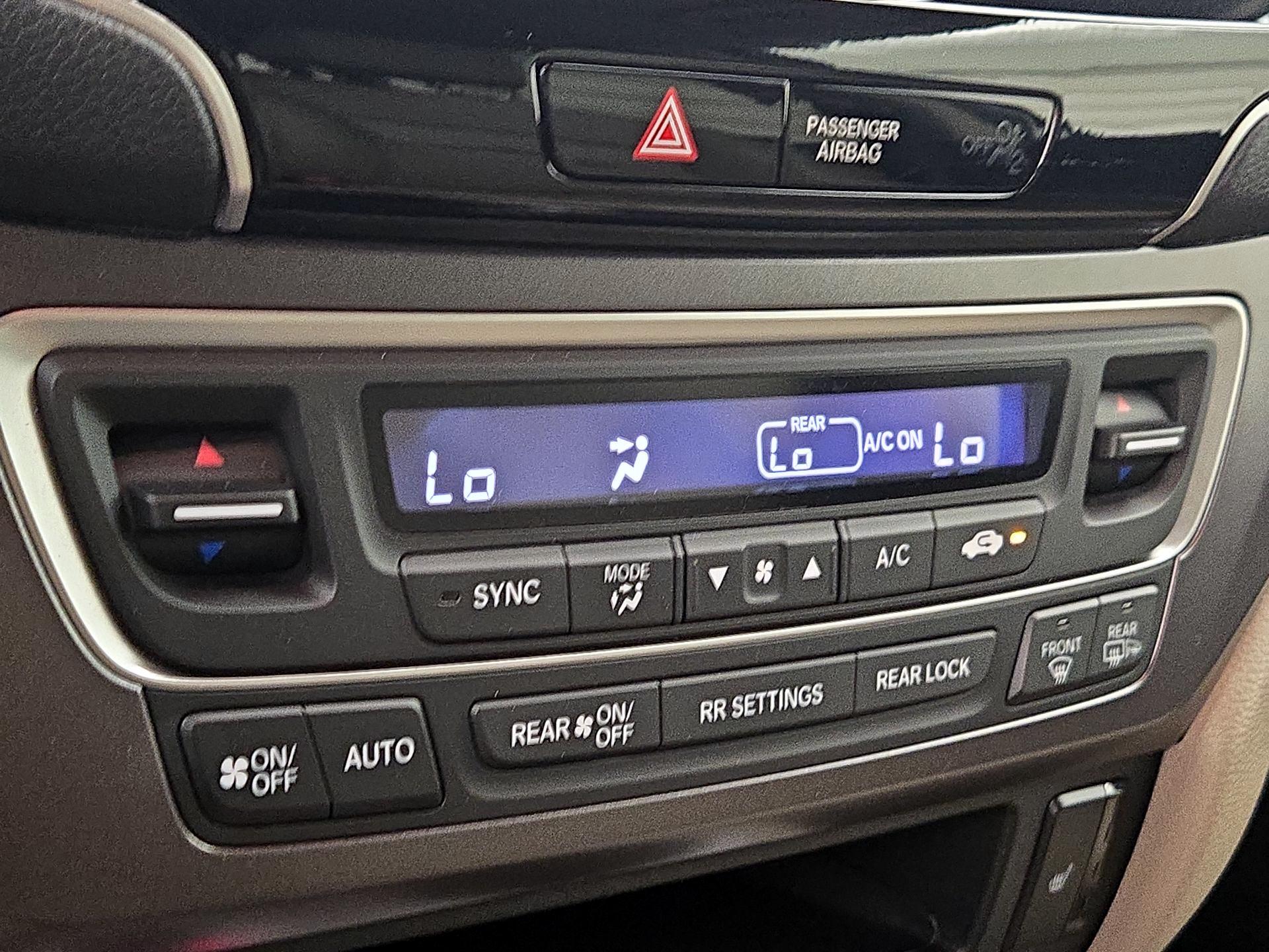 Thumbnail: 2021 Honda Pilot - 16