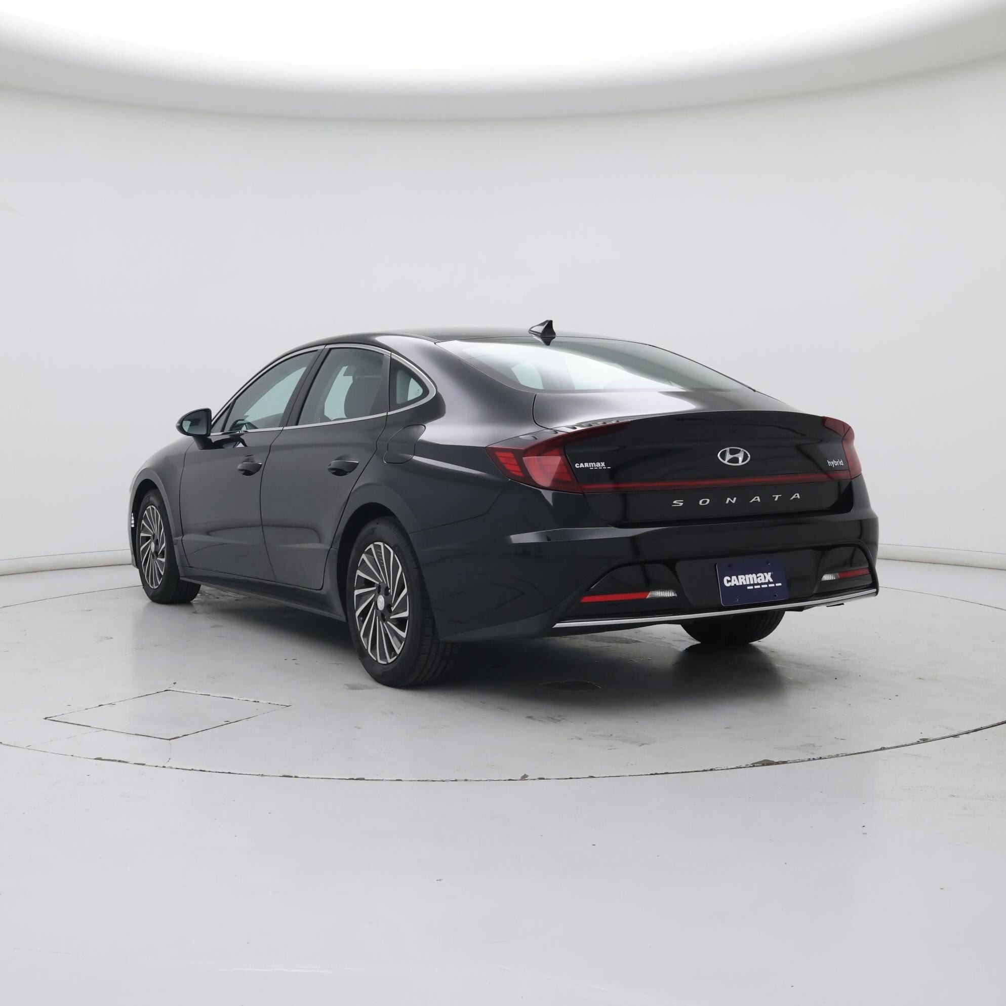 Thumbnail: 2023 Hyundai Sonata - 2