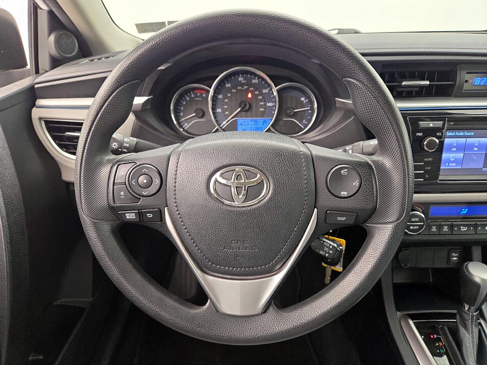 Thumbnail: 2014 Toyota Corolla - 10