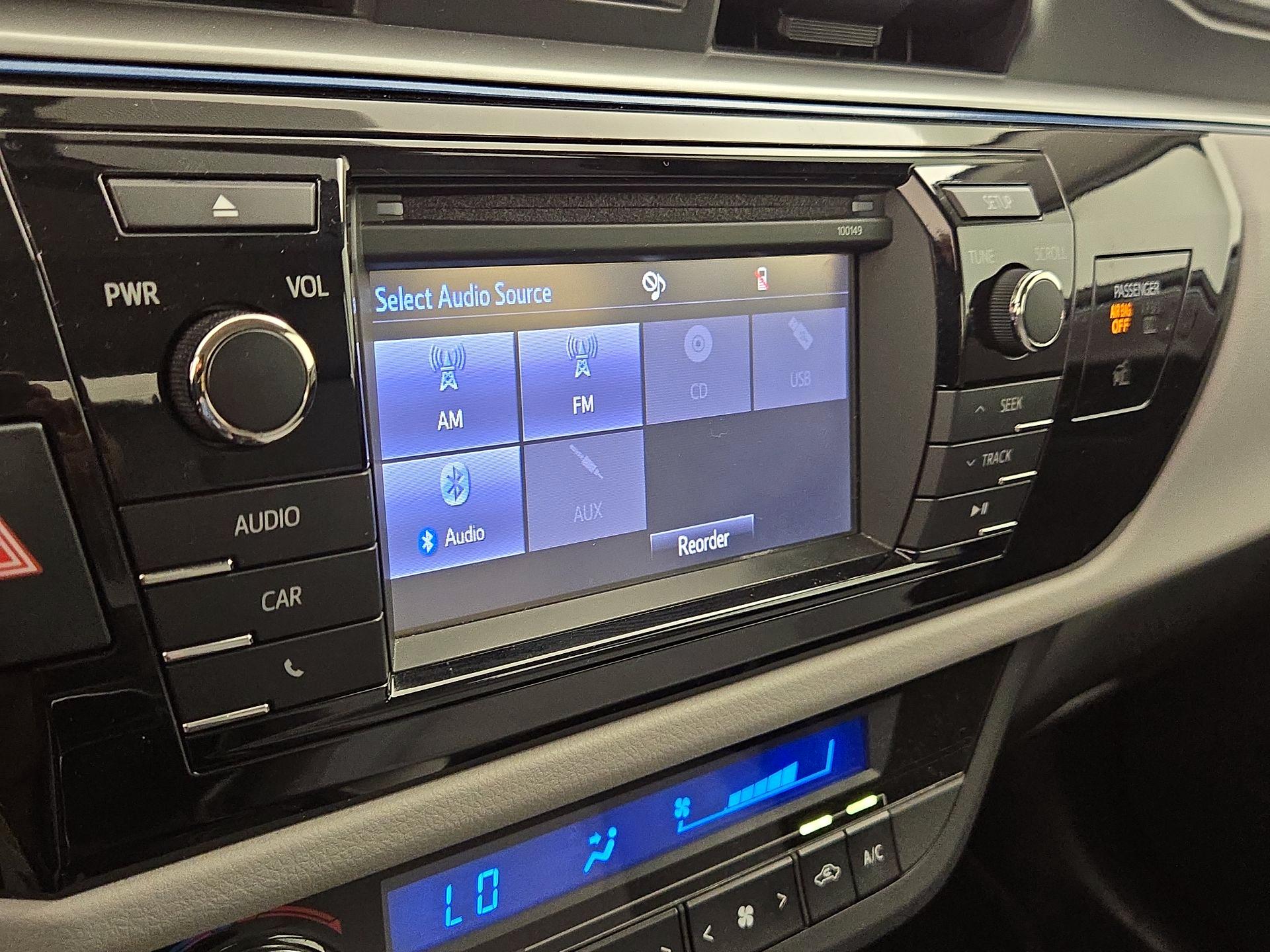 Thumbnail: 2014 Toyota Corolla - 15