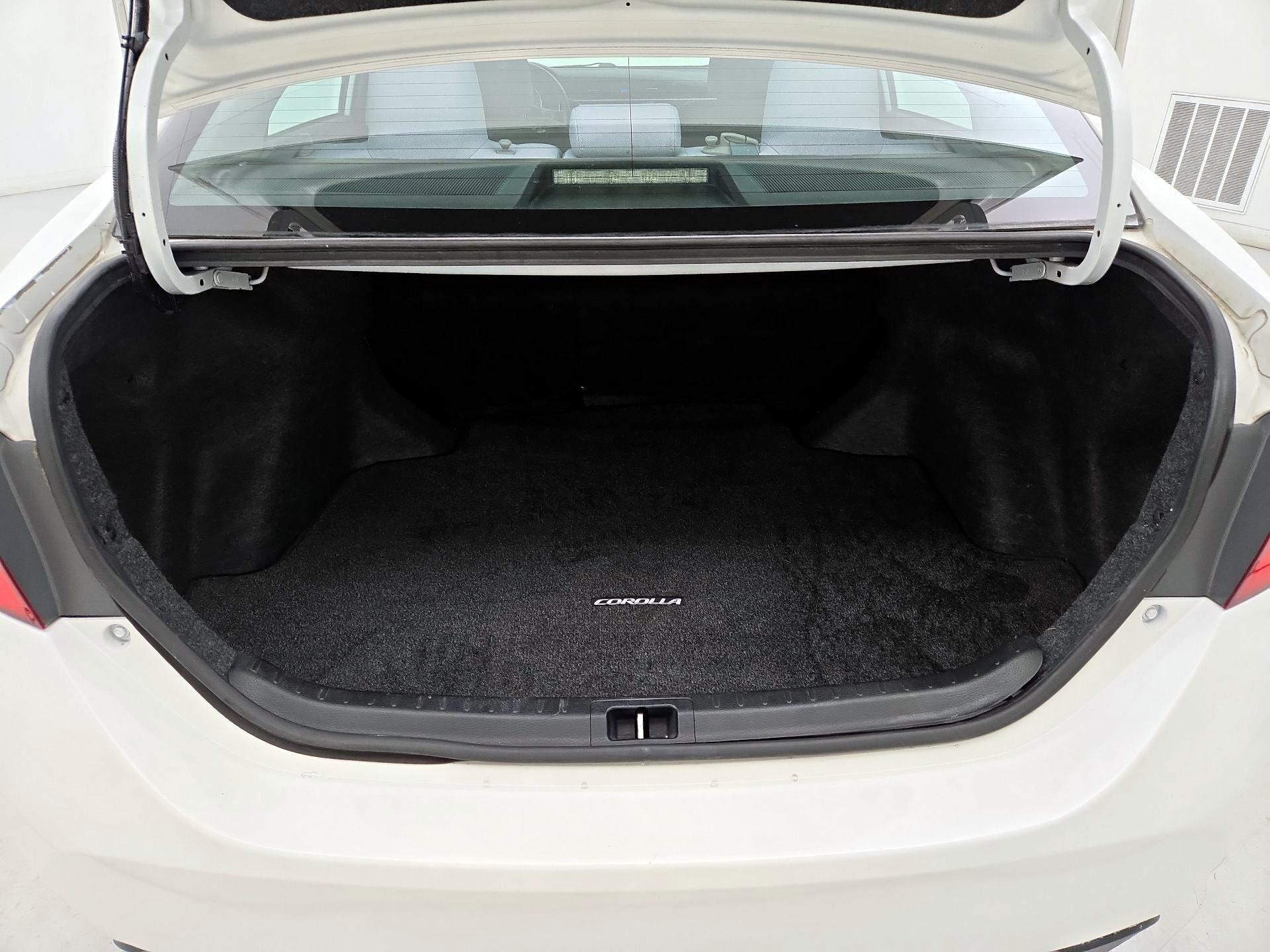 Thumbnail: 2014 Toyota Corolla - 20