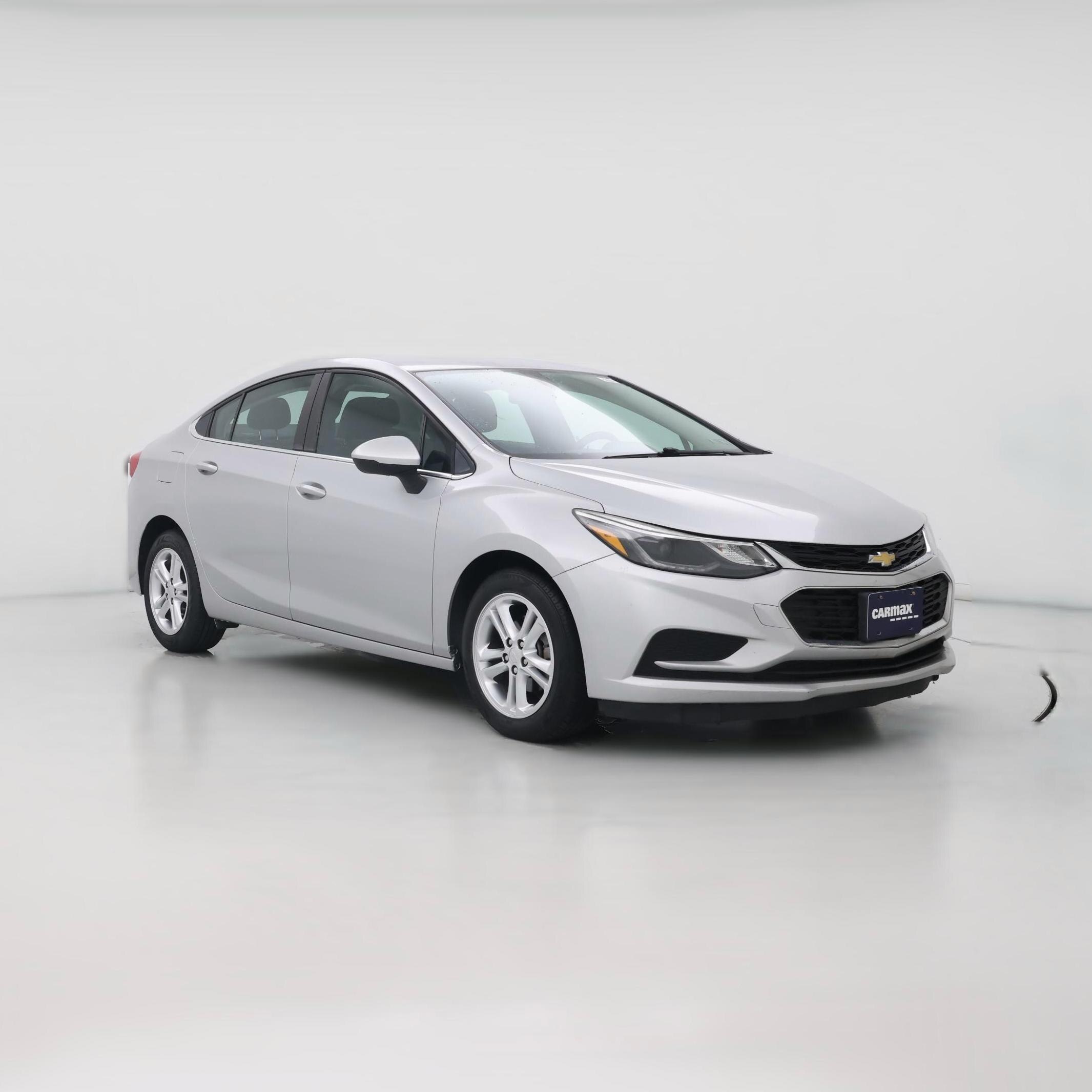 Thumbnail: 2017 Chevrolet Cruze - 1