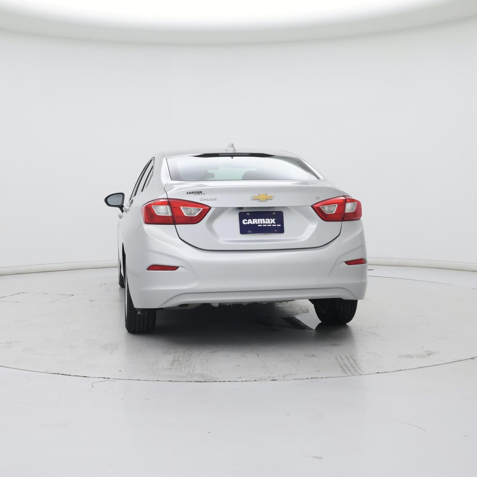 Thumbnail: 2017 Chevrolet Cruze - 6