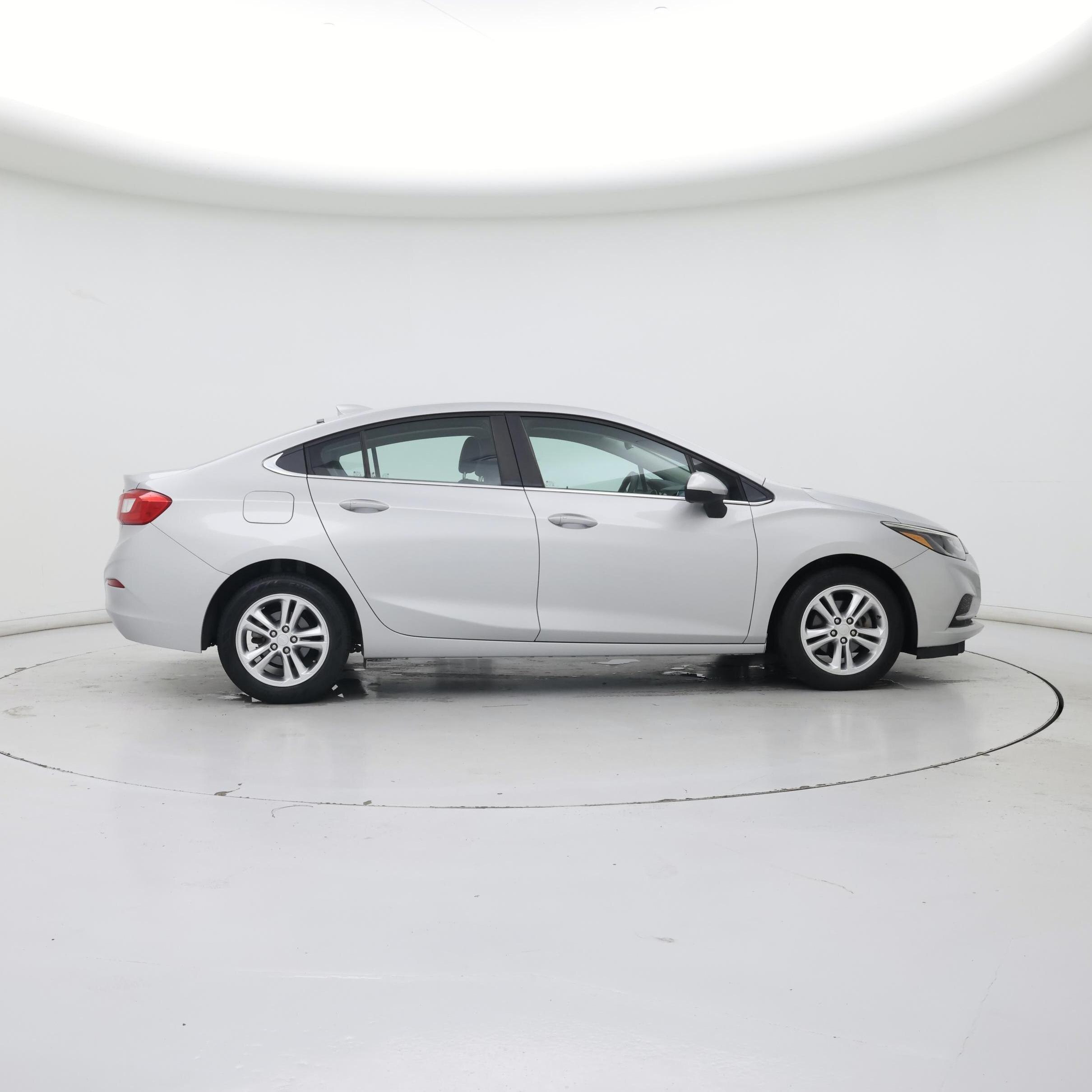 Thumbnail: 2017 Chevrolet Cruze - 7