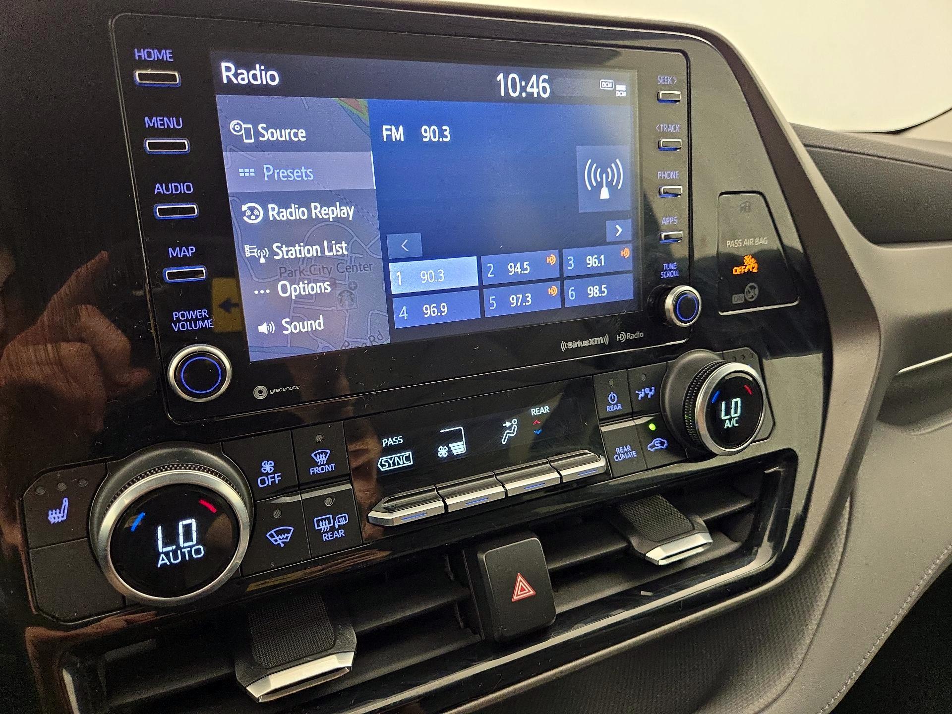 Thumbnail: 2020 Toyota Highlander - 16