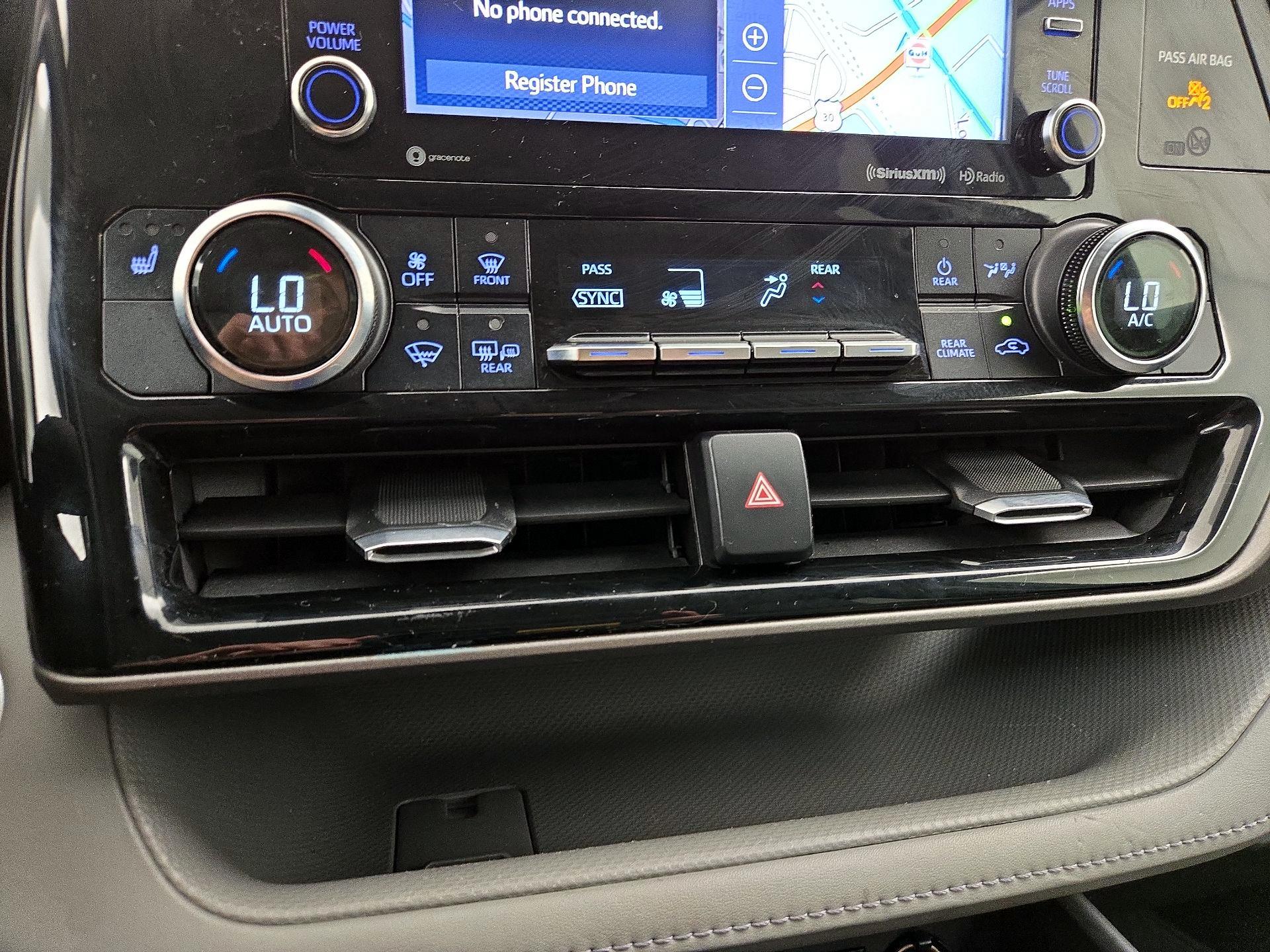Thumbnail: 2020 Toyota Highlander - 17