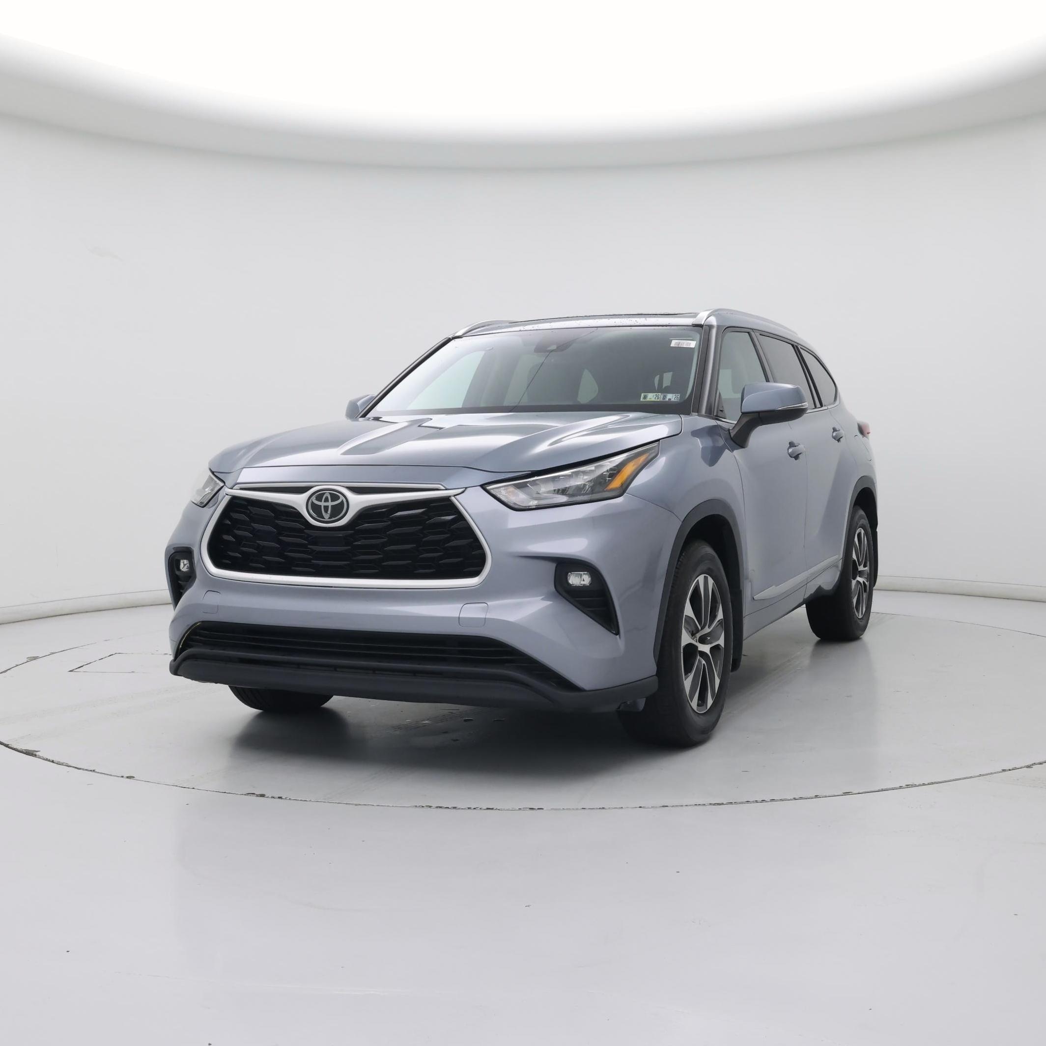 Thumbnail: 2020 Toyota Highlander - 4