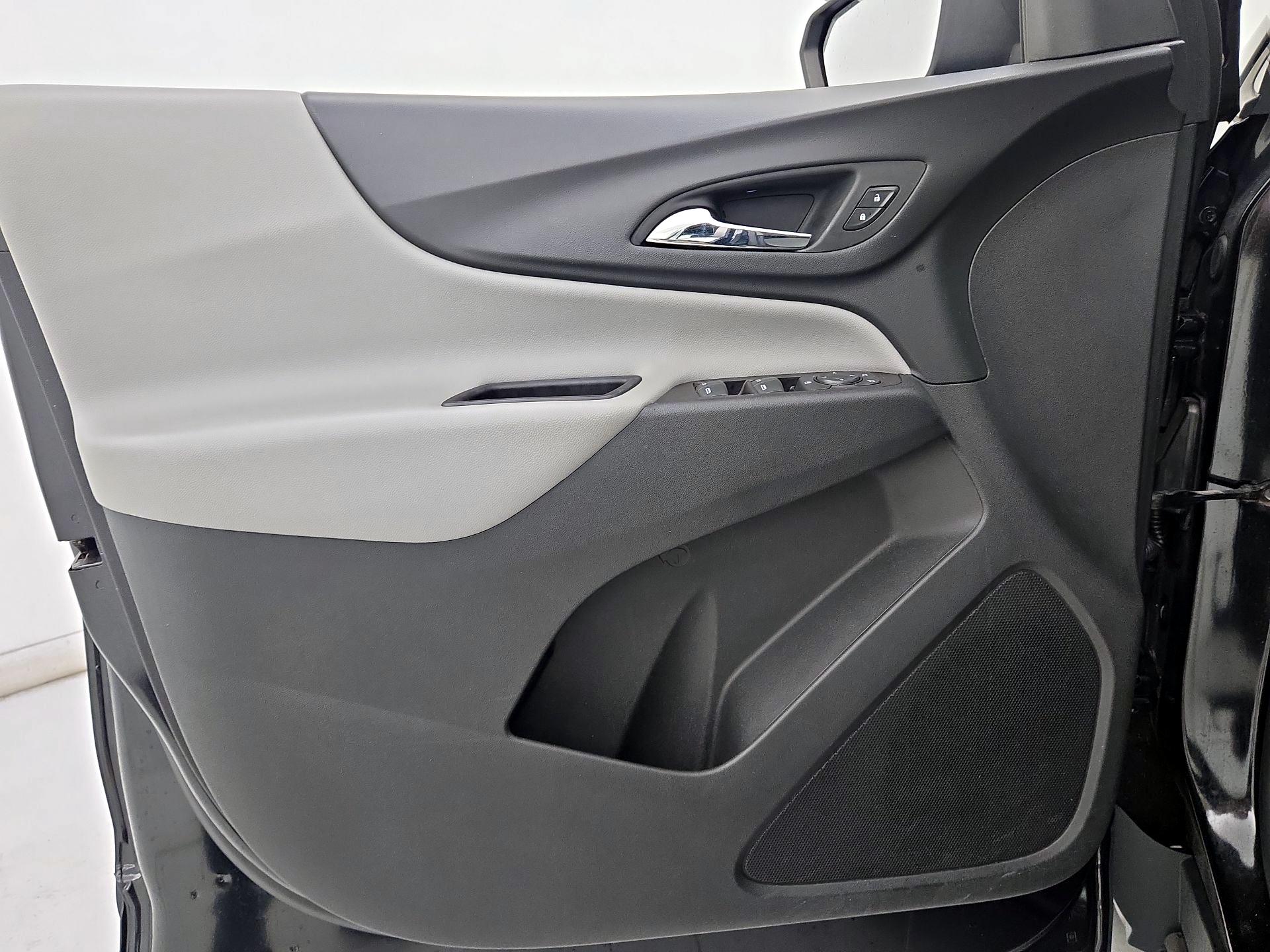 Thumbnail: 2020 Chevrolet Equinox - 12