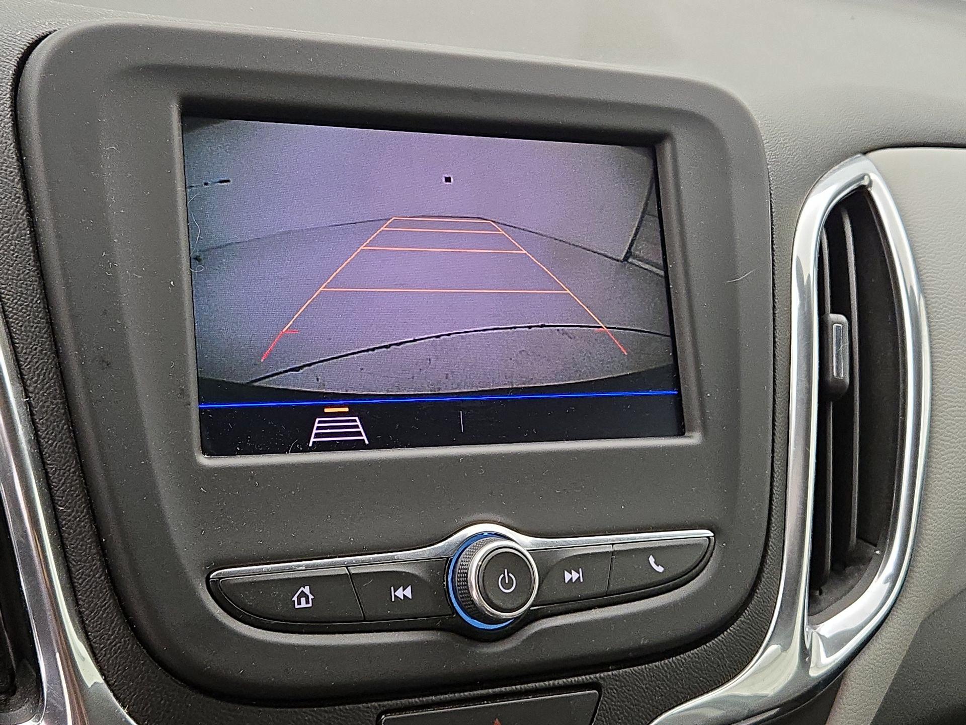Thumbnail: 2020 Chevrolet Equinox - 14