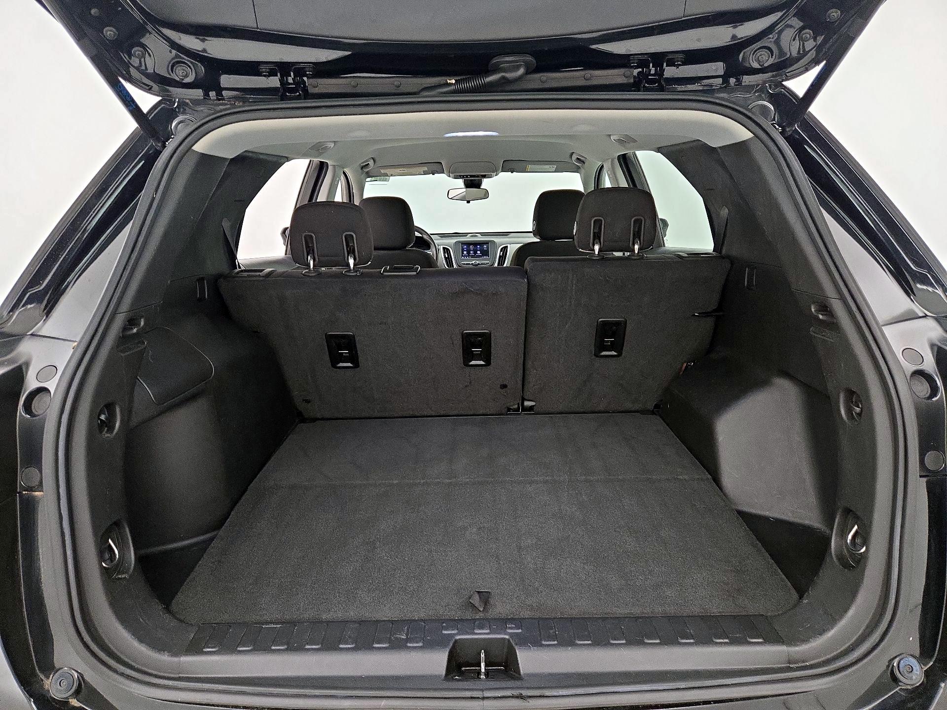 Thumbnail: 2020 Chevrolet Equinox - 20