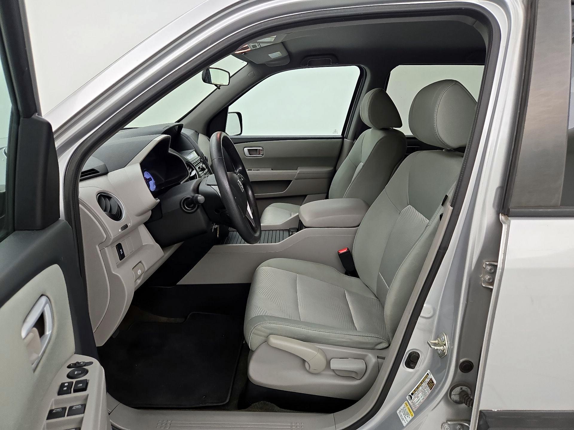 Thumbnail: 2015 Honda Pilot - 11