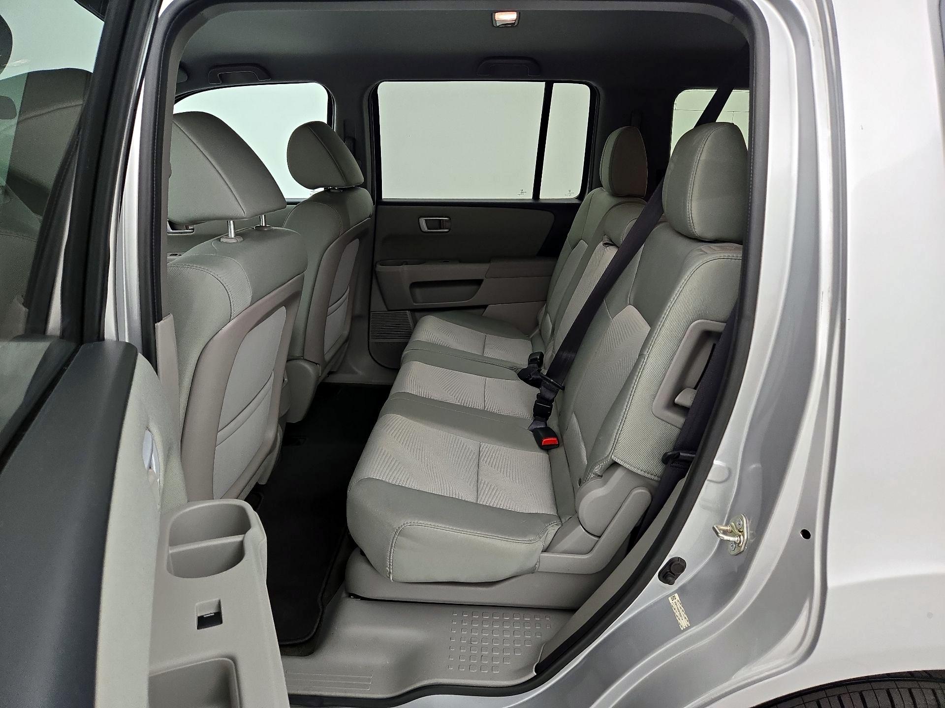 Thumbnail: 2015 Honda Pilot - 18