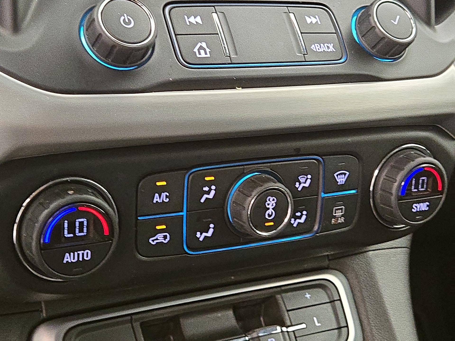 Thumbnail: 2020 GMC Acadia - 15
