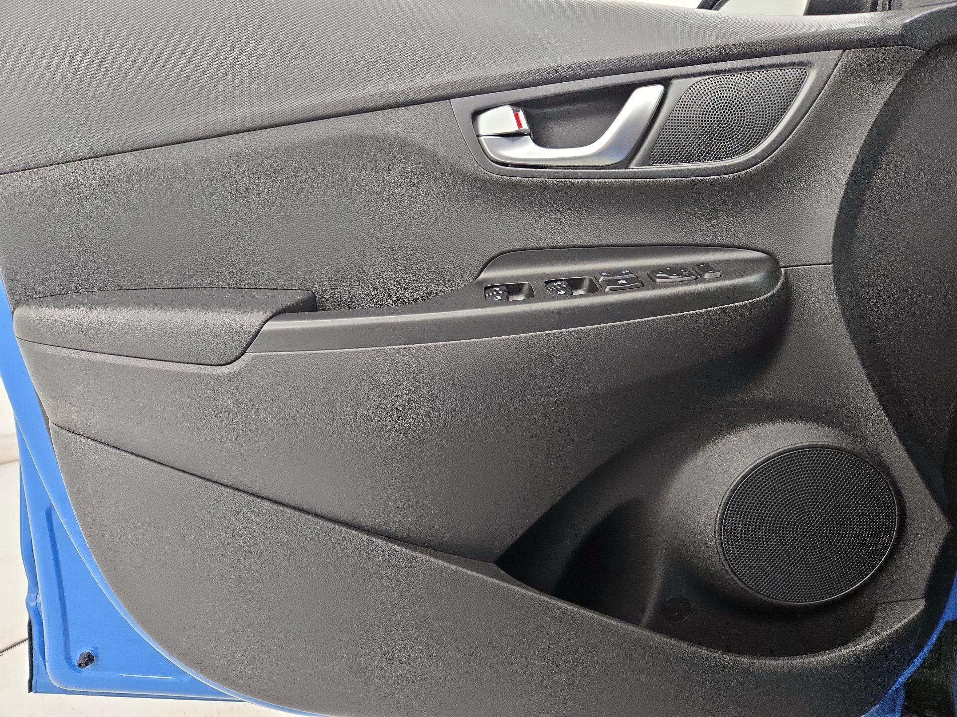 Thumbnail: 2022 Hyundai Kona - 12