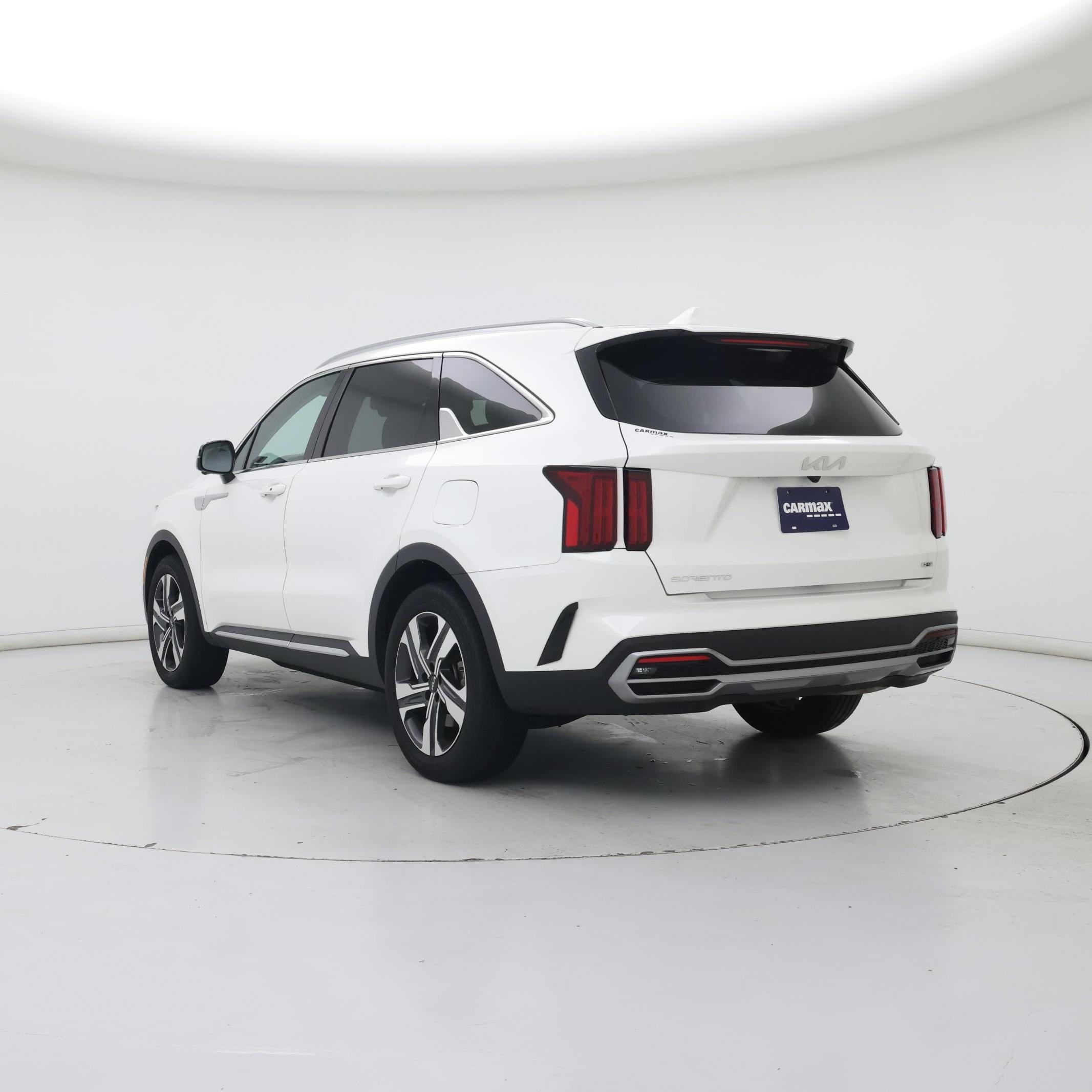 Thumbnail: 2023 Kia Sorento - 2