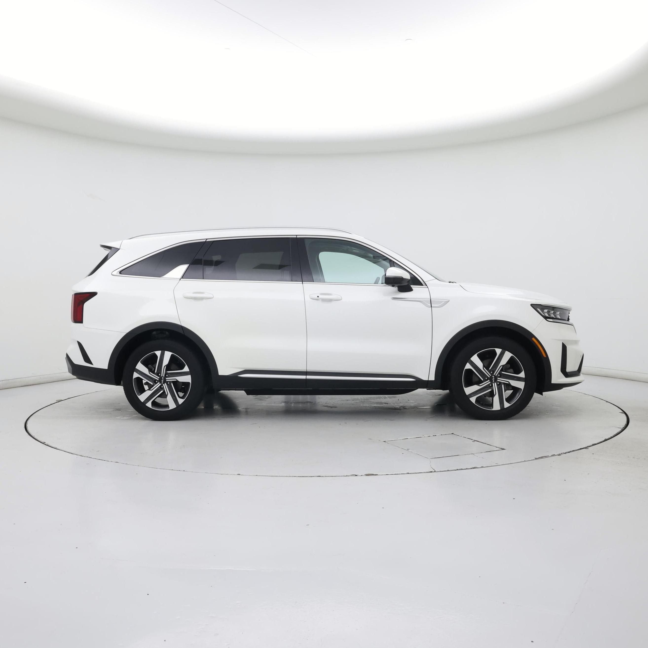 Thumbnail: 2023 Kia Sorento - 7