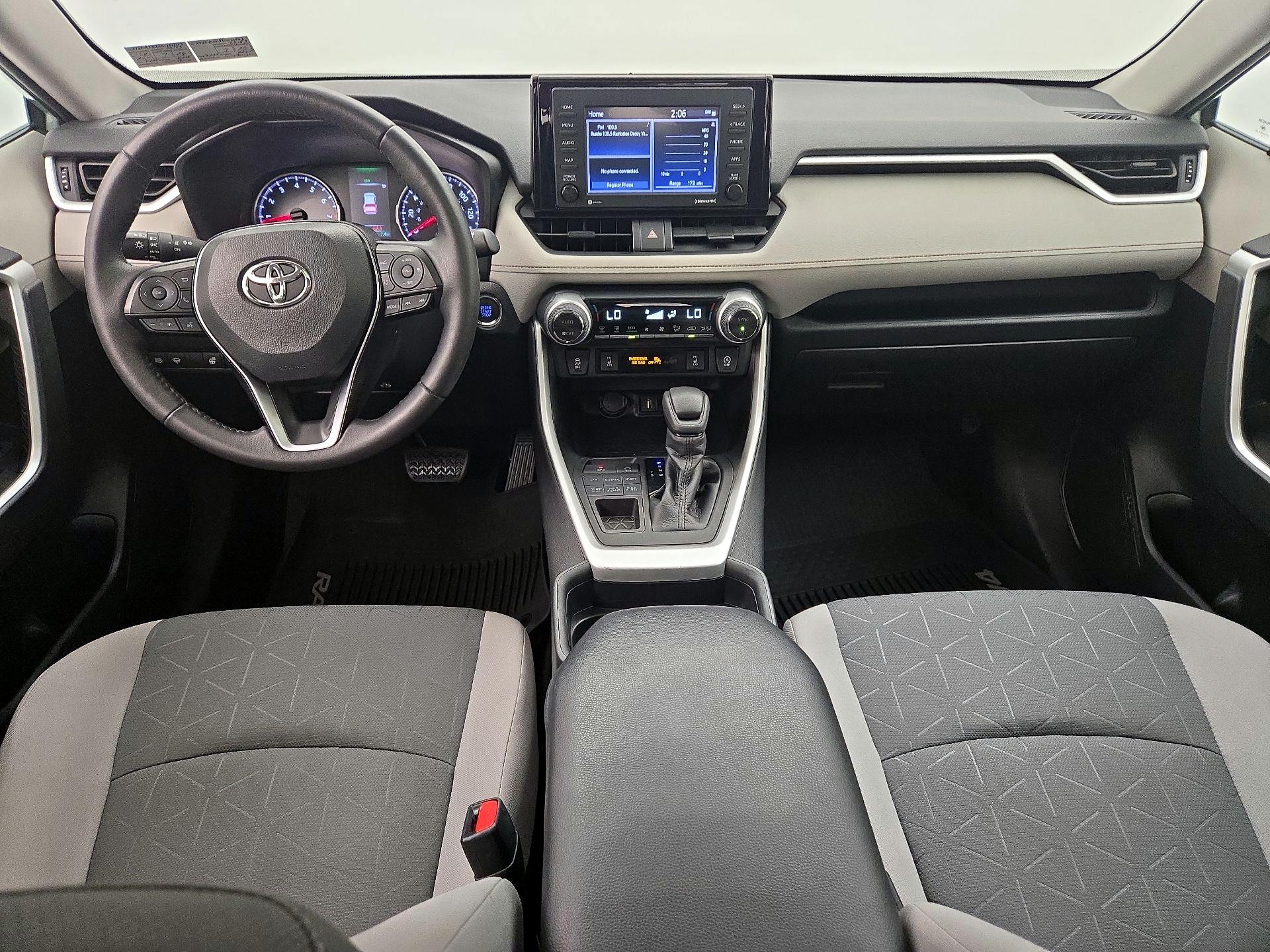 Thumbnail: 2020 Toyota RAV4 - 9