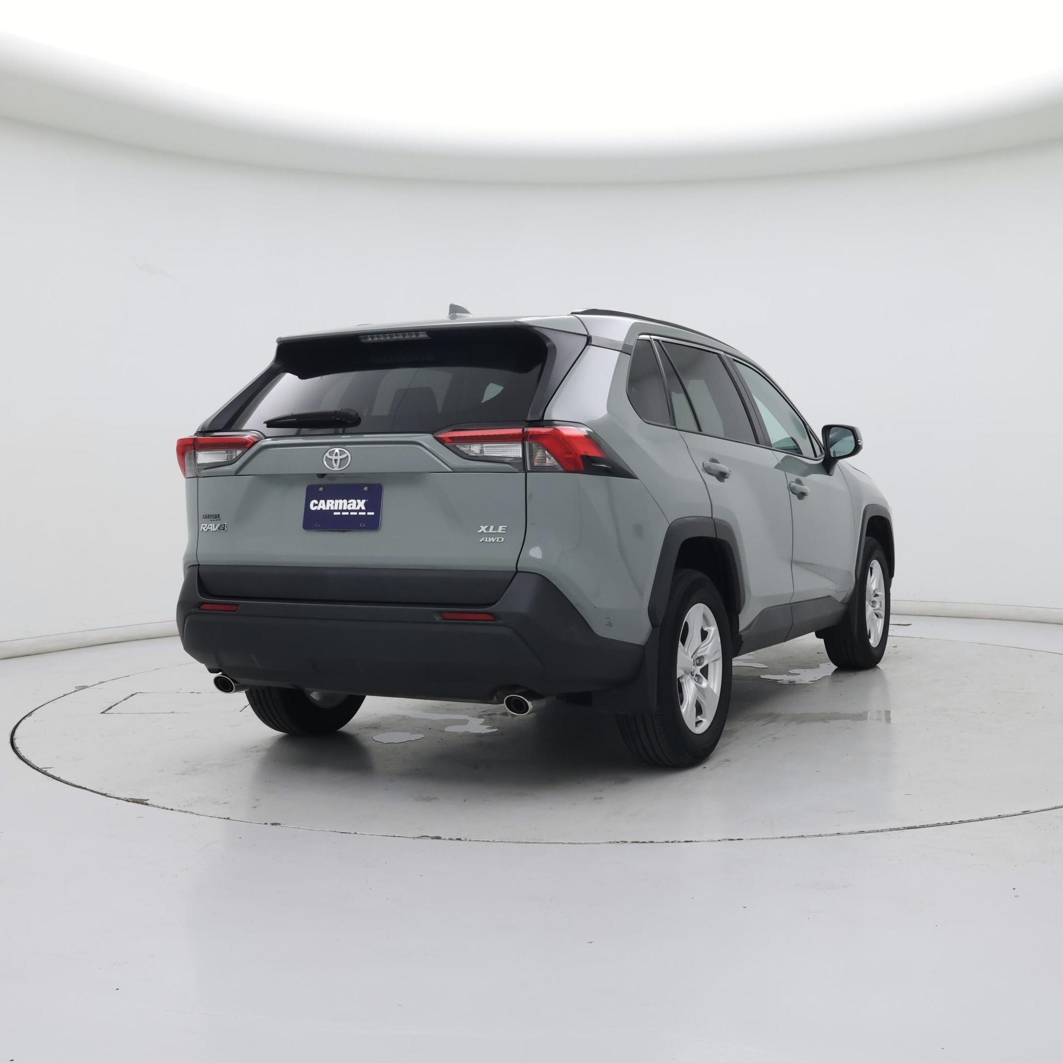 Thumbnail: 2020 Toyota RAV4 - 8