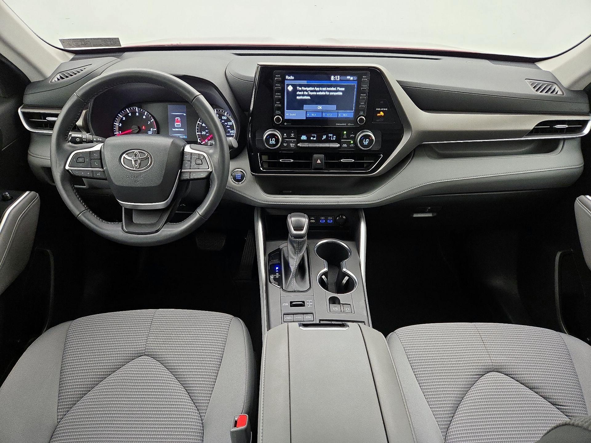Thumbnail: 2022 Toyota Highlander - 9