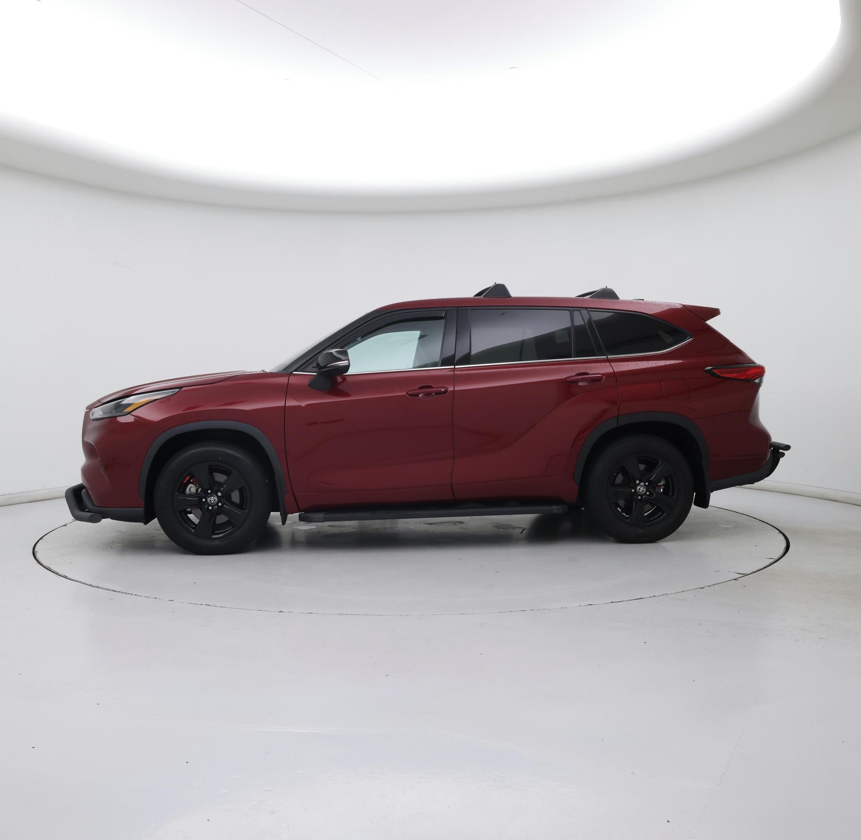 Thumbnail: 2022 Toyota Highlander - 3