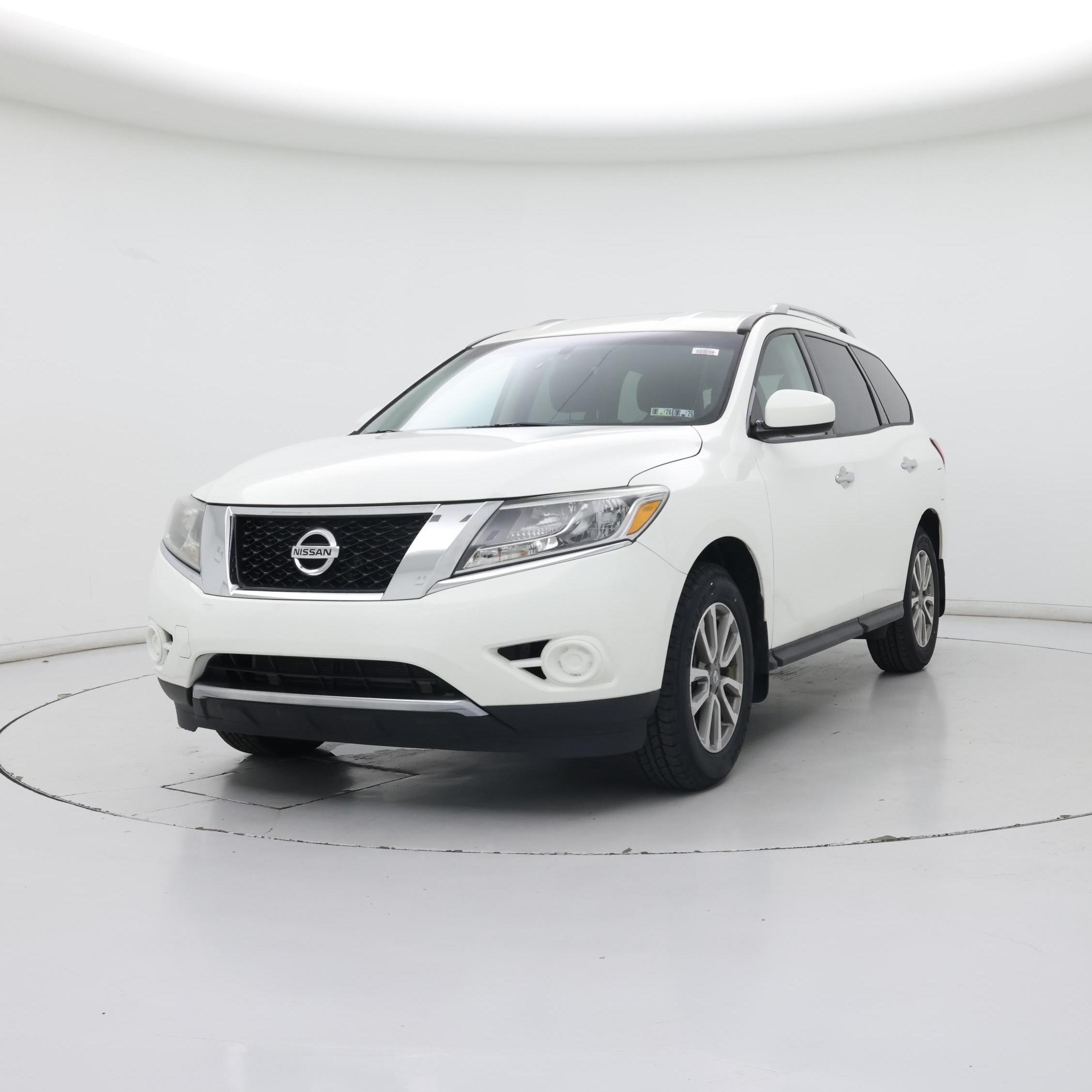 Thumbnail: 2015 Nissan Pathfinder - 4
