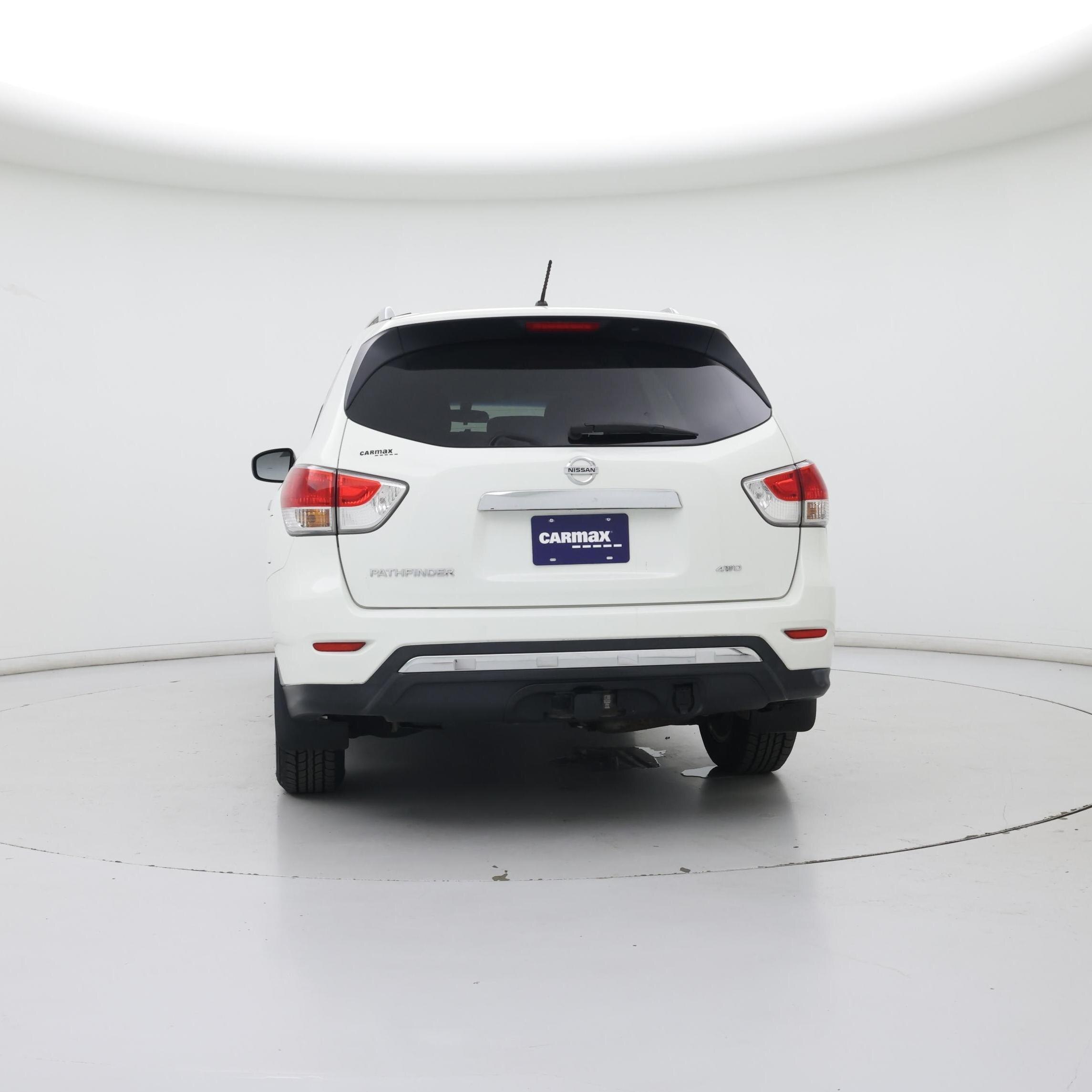 Thumbnail: 2015 Nissan Pathfinder - 6