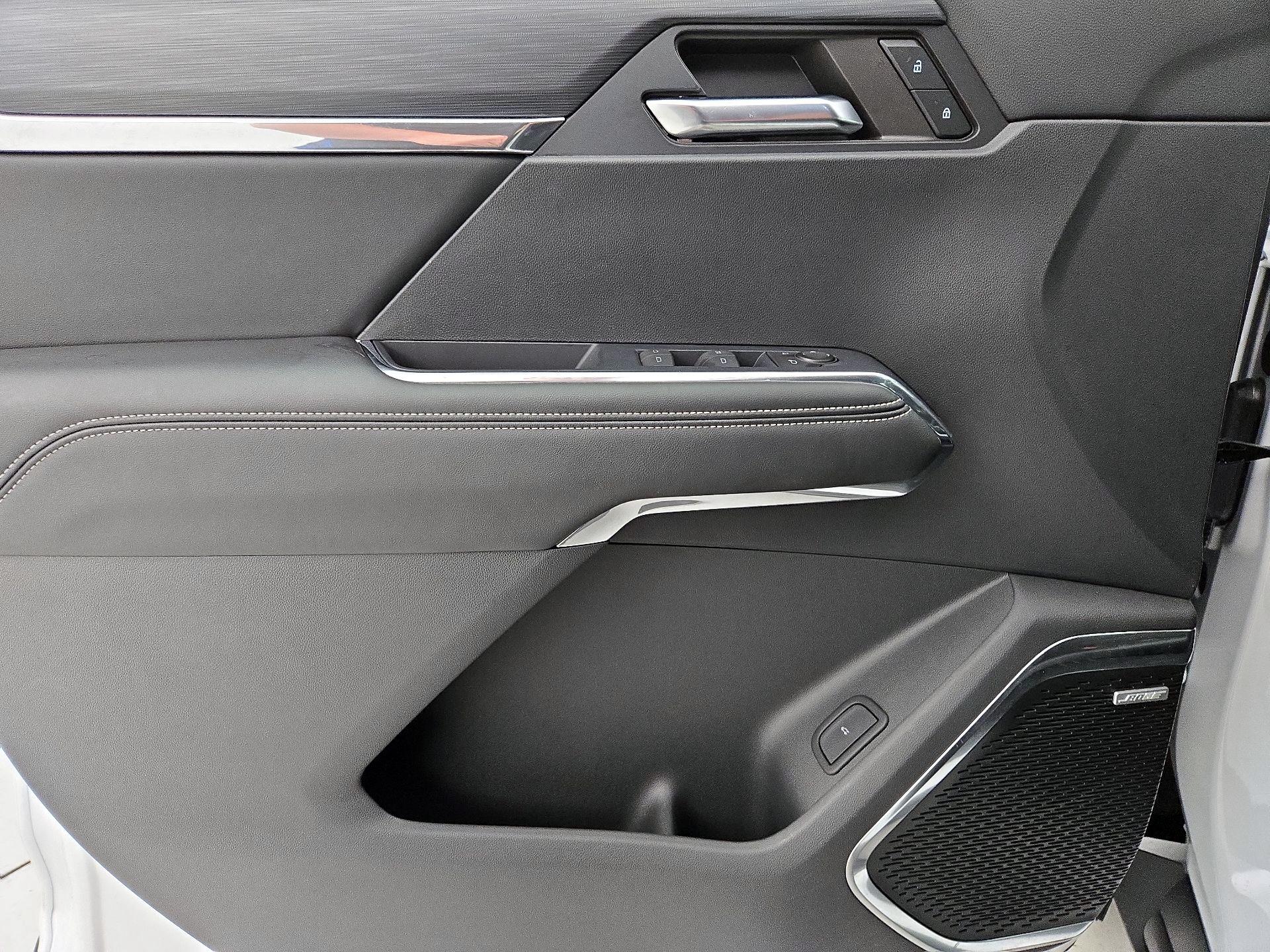 Thumbnail: 2024 GMC Acadia - 12