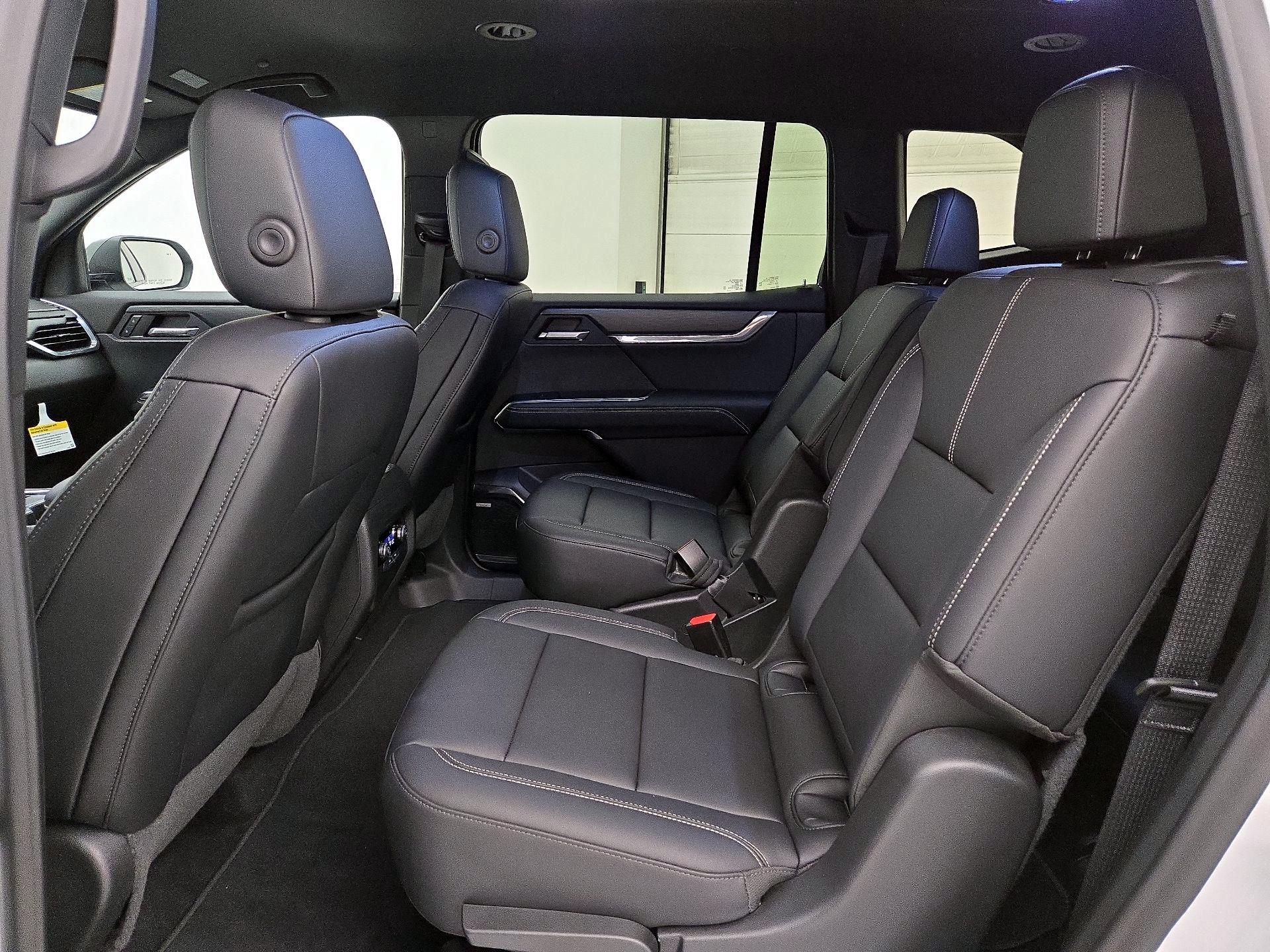 Thumbnail: 2024 GMC Acadia - 20