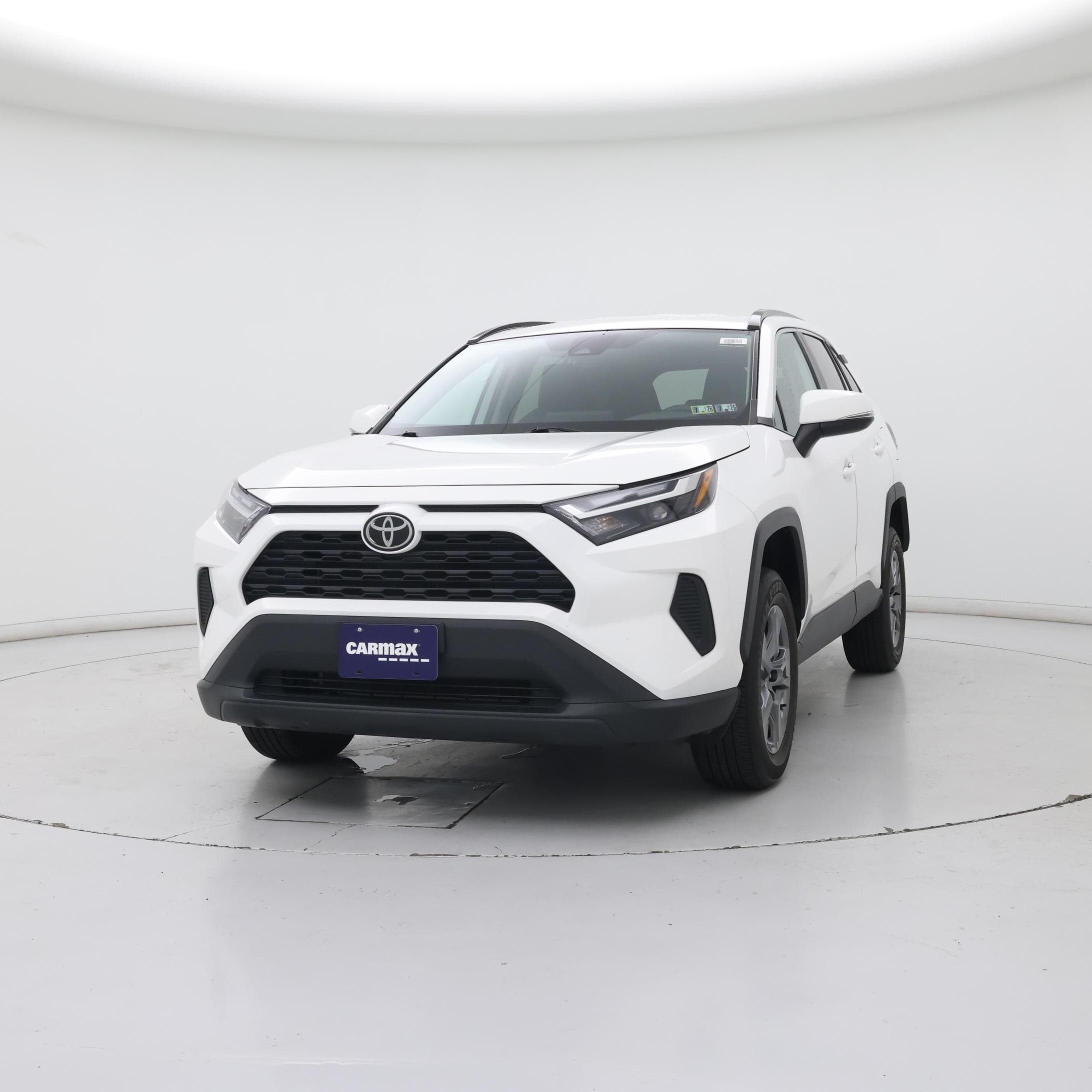Thumbnail: 2022 Toyota RAV4 - 4