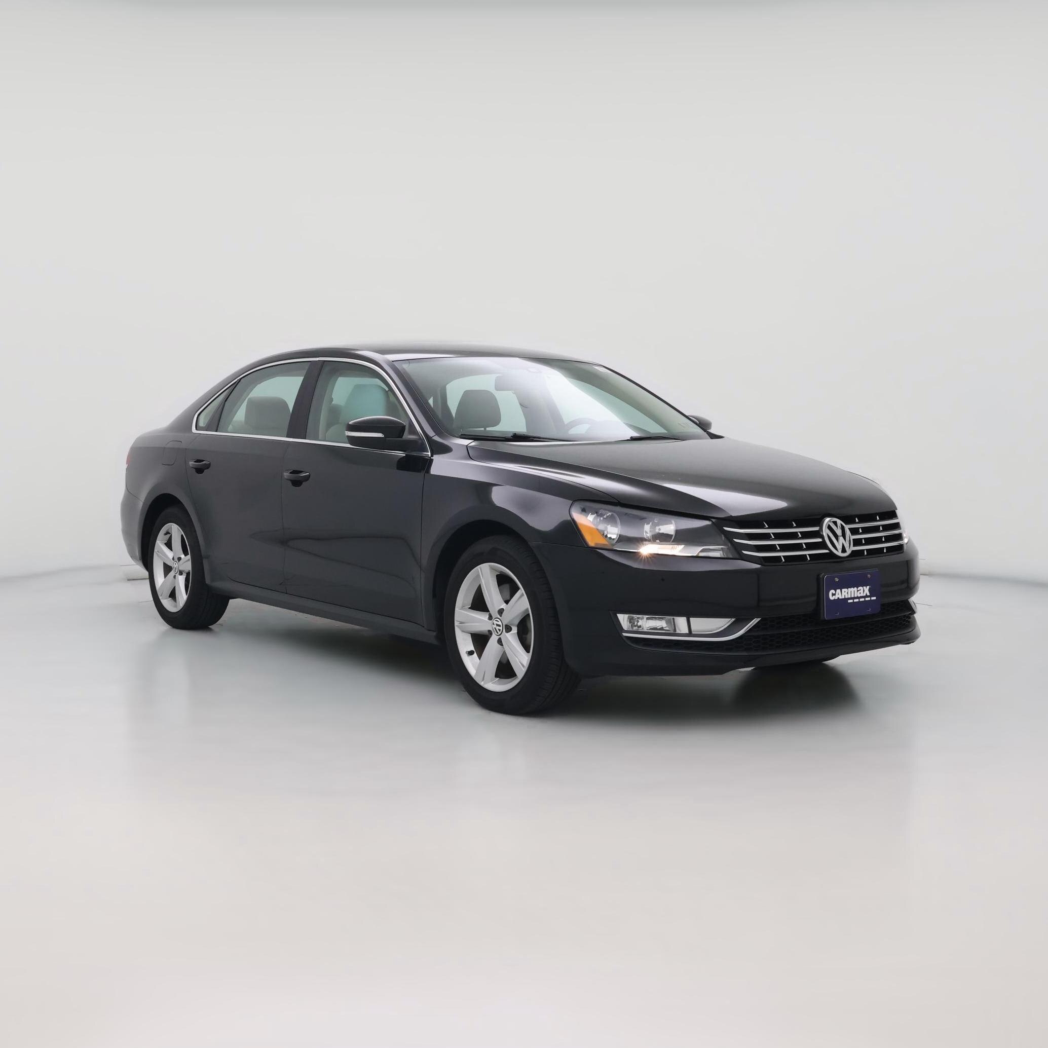 Thumbnail: 2015 Volkswagen Passat - 1