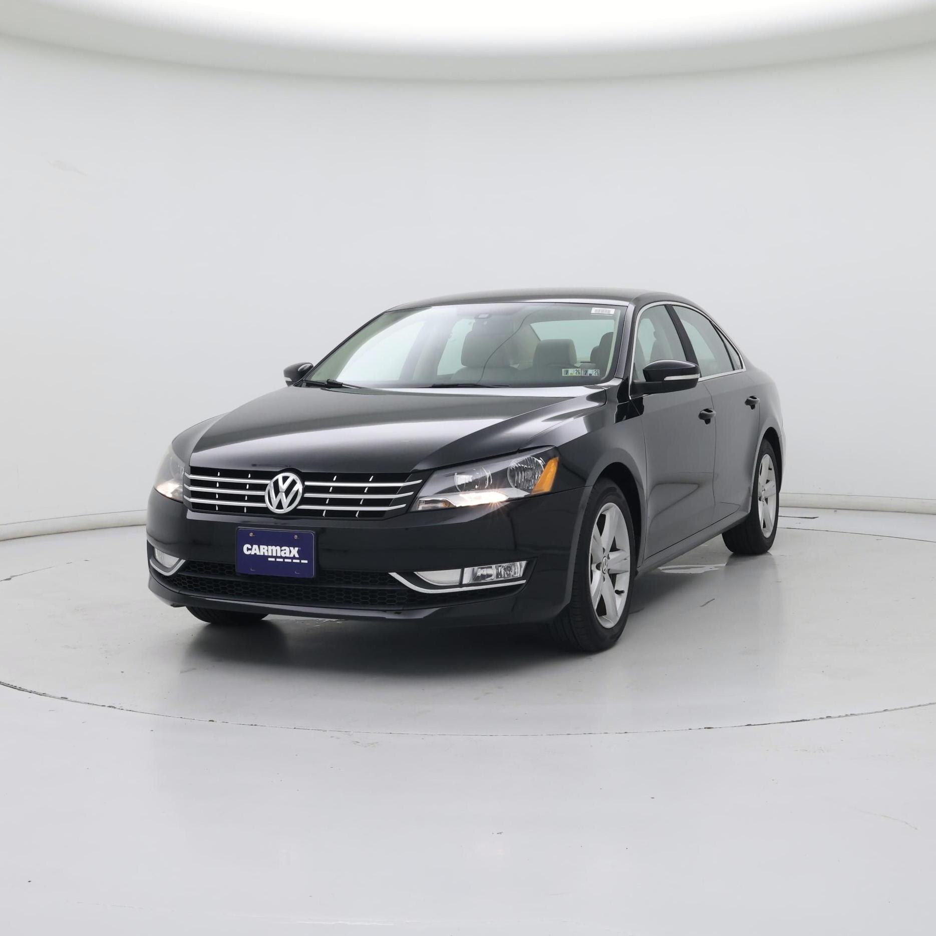 Thumbnail: 2015 Volkswagen Passat - 4